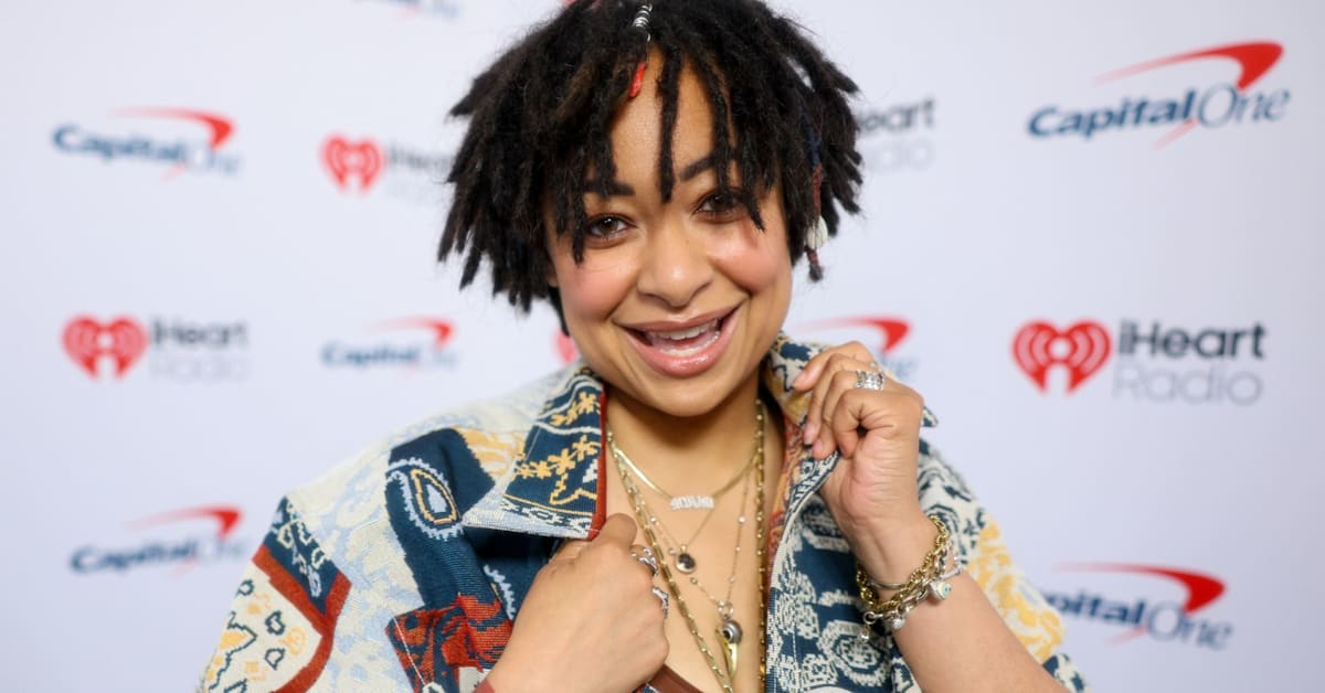 Raven-Symoné Regrets Breast Reduction at 15: ‘I Wish I Was Stronger to ...