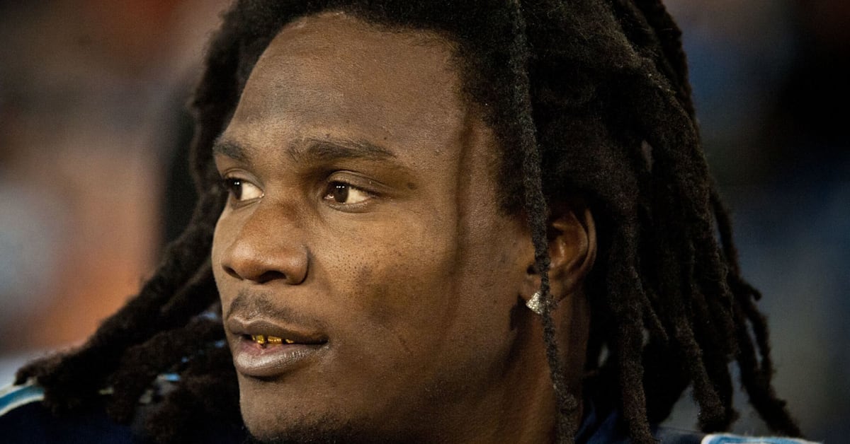 NFL Star Chris Johnson Says ALS Has Taken His Voice - But Hes Fighting to Be There for His Kids