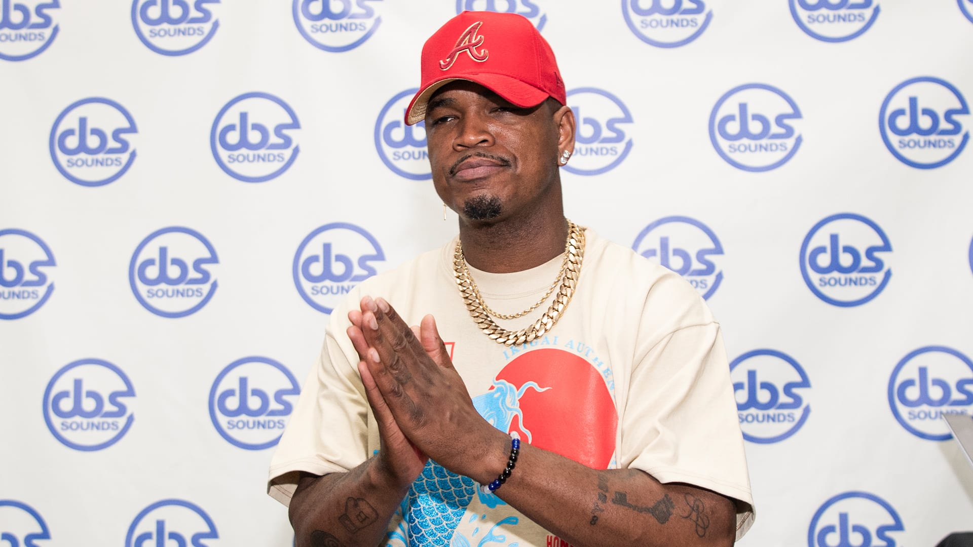 Ne-Yo Wears 'Let Me Ask My Wives' Shirt as Nod to Polyamory, Jokes 'They Said No'