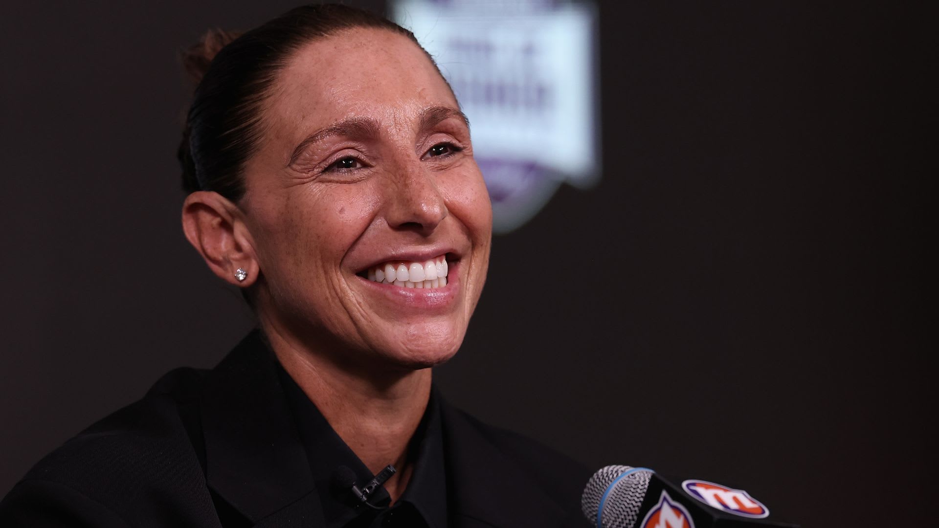 Diana Taurasi’s No. 3 Hits the Rafters as Phoenix Mercury Honor WNBA Icon