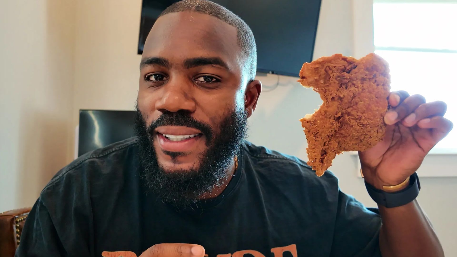 Netflix’s 'Big Chicken' Uses a 28-Day Fried Chicken Binge to Expose a Dark, Complicated Industry