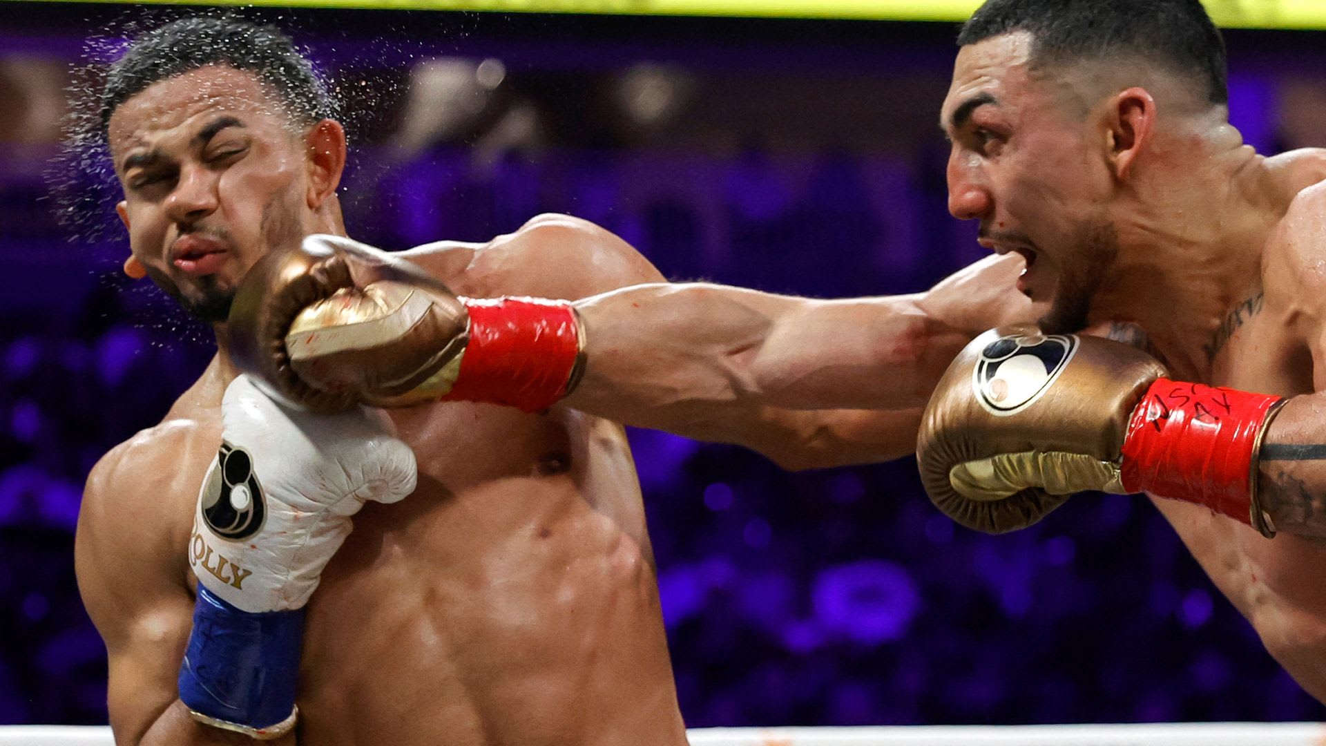 Teófimo López Beats Rolly Romero, Becomes Three-Division Champion