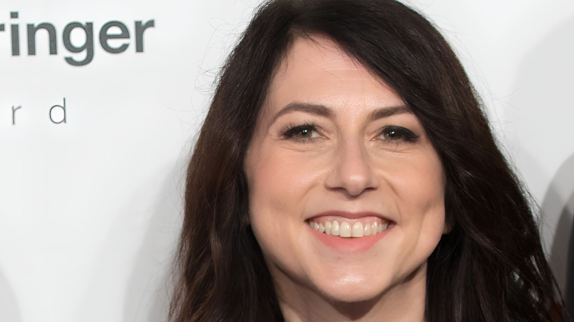 MacKenzie Scott’s Surprise Return to Fiction Starts on Substack
