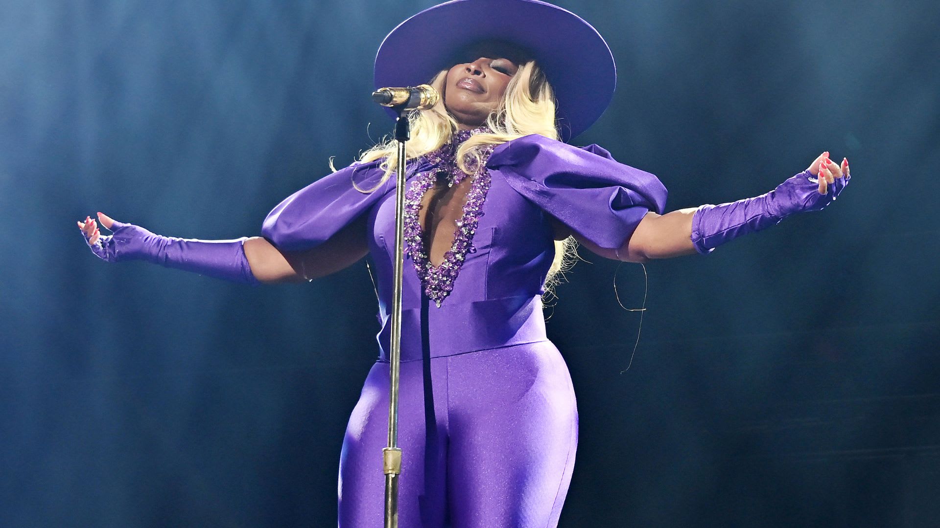 Mary J. Blige Explains Why She Chose Not to Have Kids: ‘No Freedom’