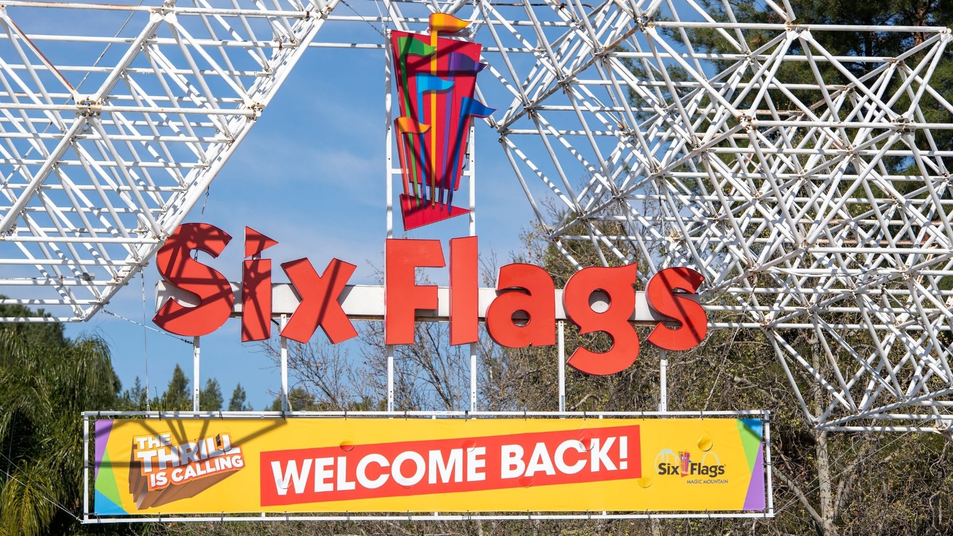 Six Flags Closes Famous Coaster After 2 Riders Require Emergency Brain Surgery