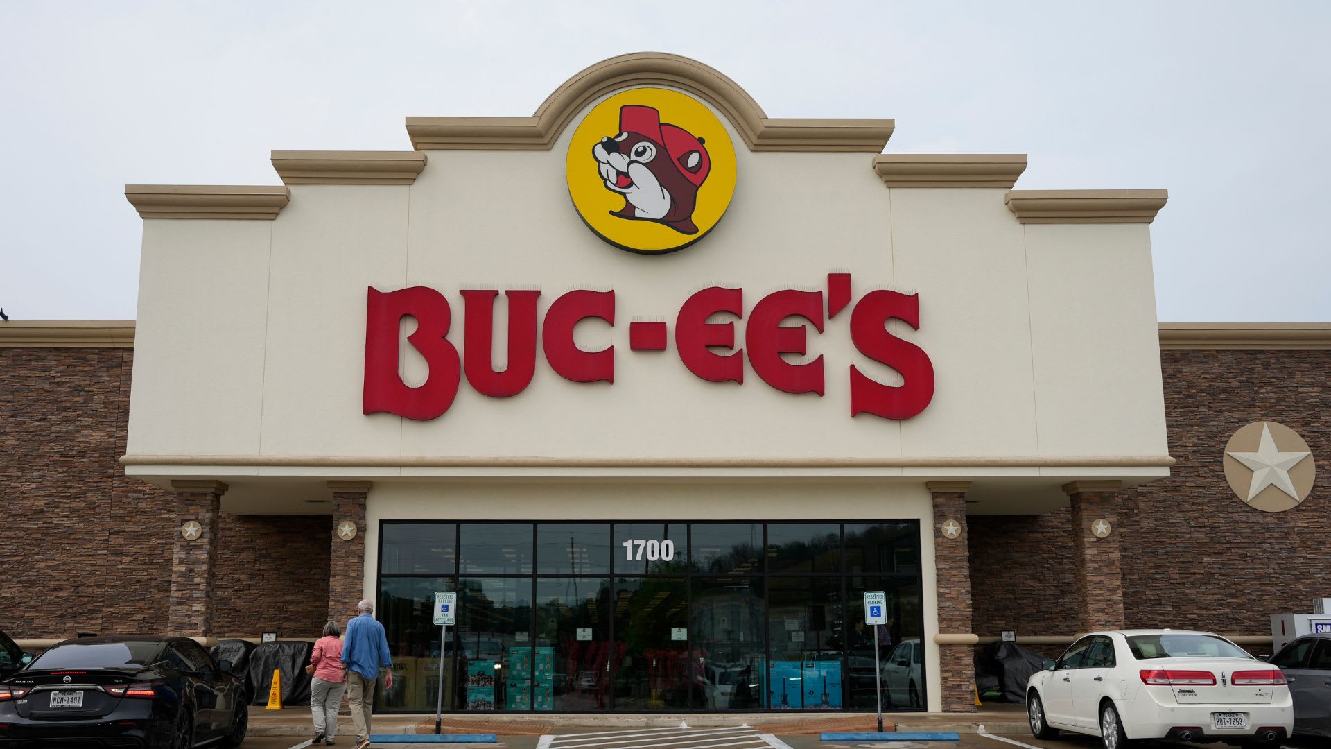 Buc-ee’s Is Expanding Across America — But Its CEO Says Some States Have an Edge