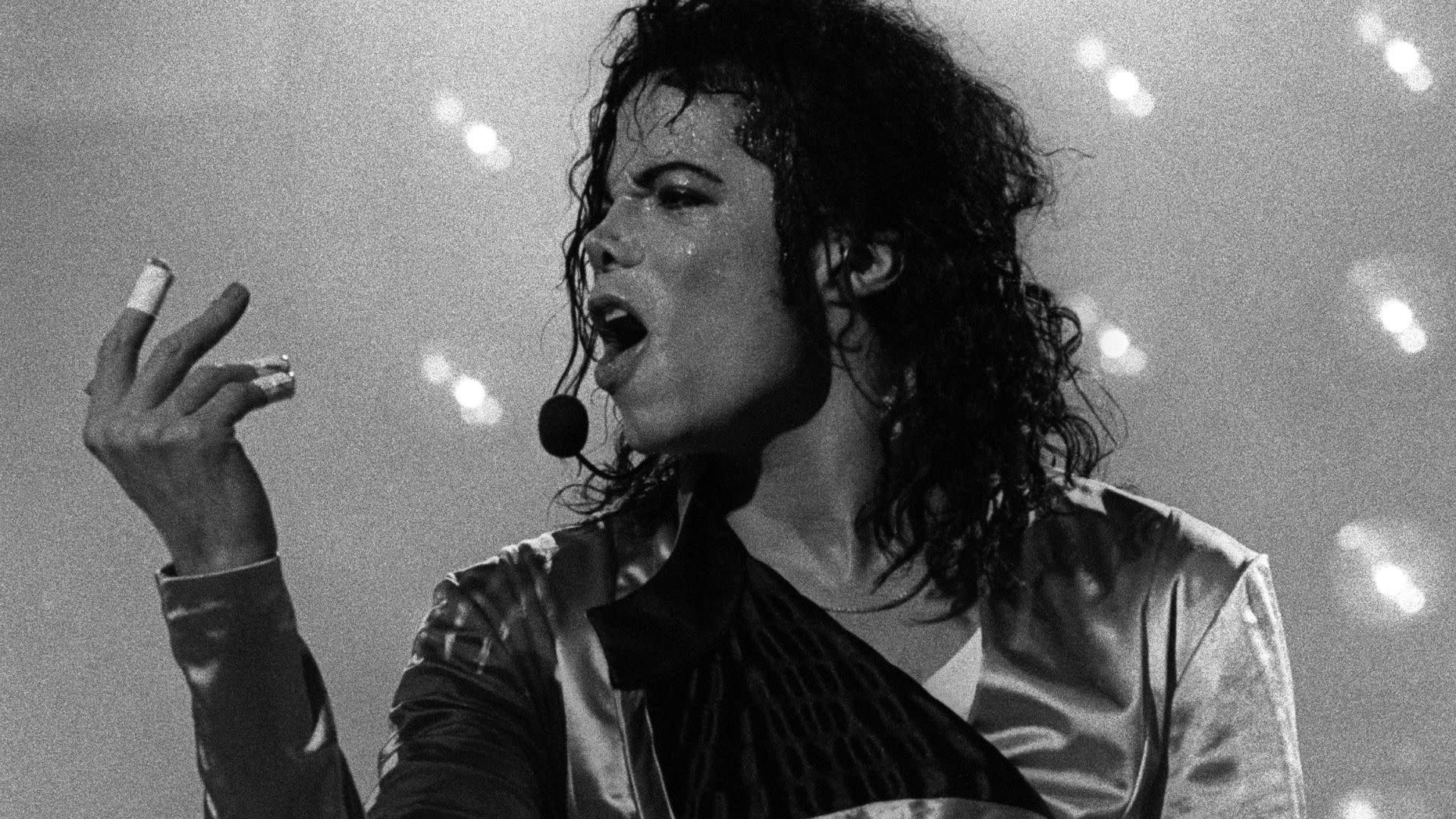 Michael Jackson's Former Bodyguard Reveals How The Singer Got Death Threats Throughout His Life