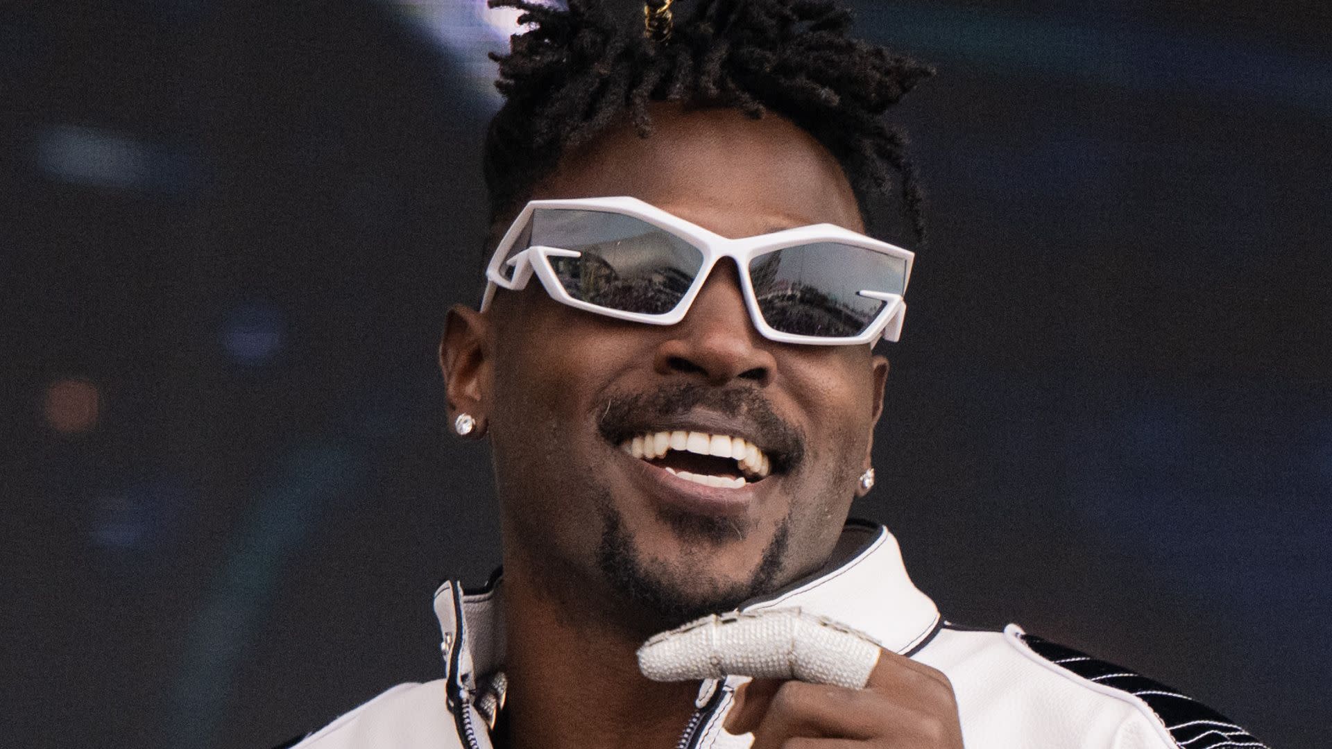 Antonio Brown Avoids Attempted Murder Charge by Accepting a Plea Deal