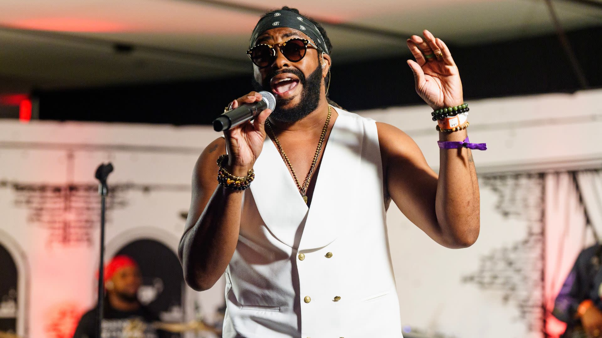 Raheem DeVaughn Brings Back the Quiet Storm Era of R&B with New Radio One Show