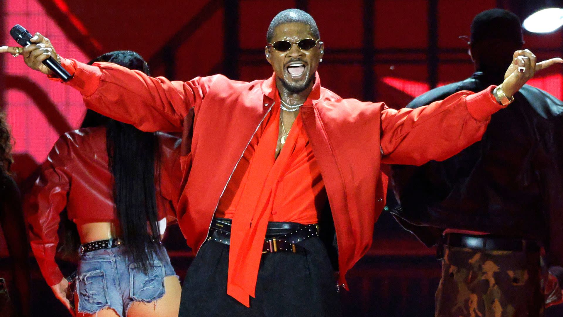 Usher's Wax Figure Unveiled at Madame Tussauds