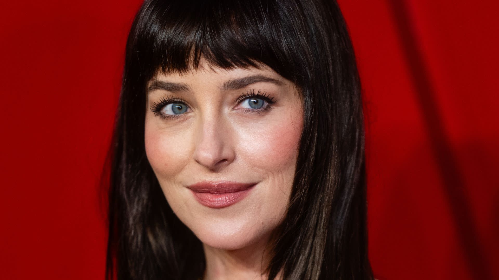 Dakota Johnson Comments About Dating 'Tricky' Musicians Amid MGK Dating Rumors