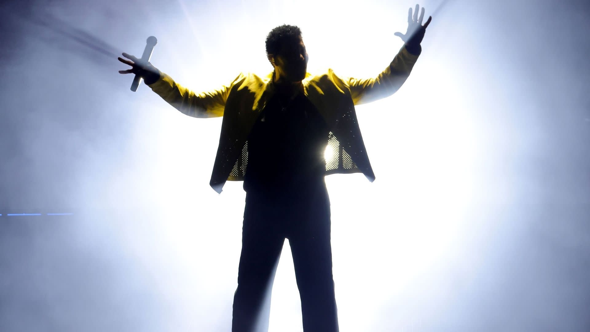 Lionel Richie Says He Checked Himself Into the Hospital for Dehydration 'Out of an Abundance of Caution'