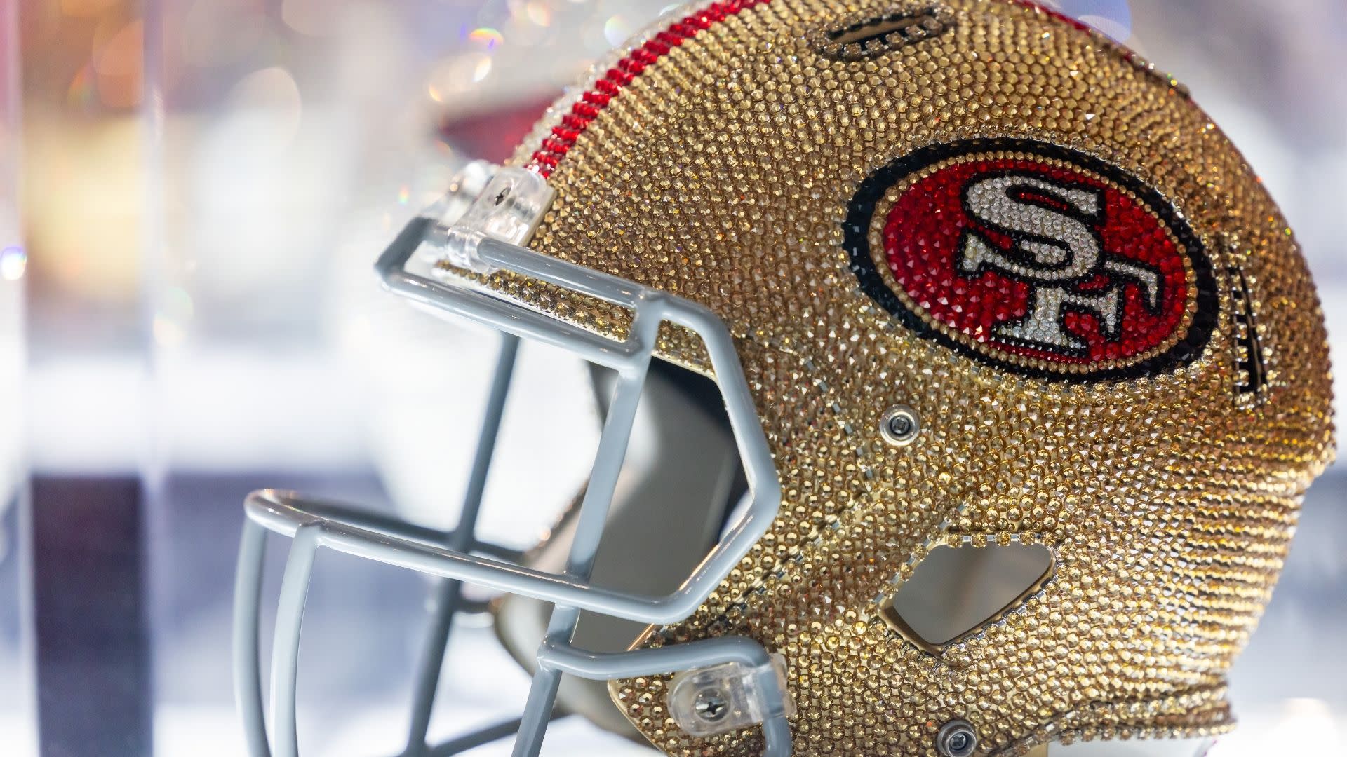 The San Francisco 49ers Ruthlessly Troll Accused Fraudster Daejon Love