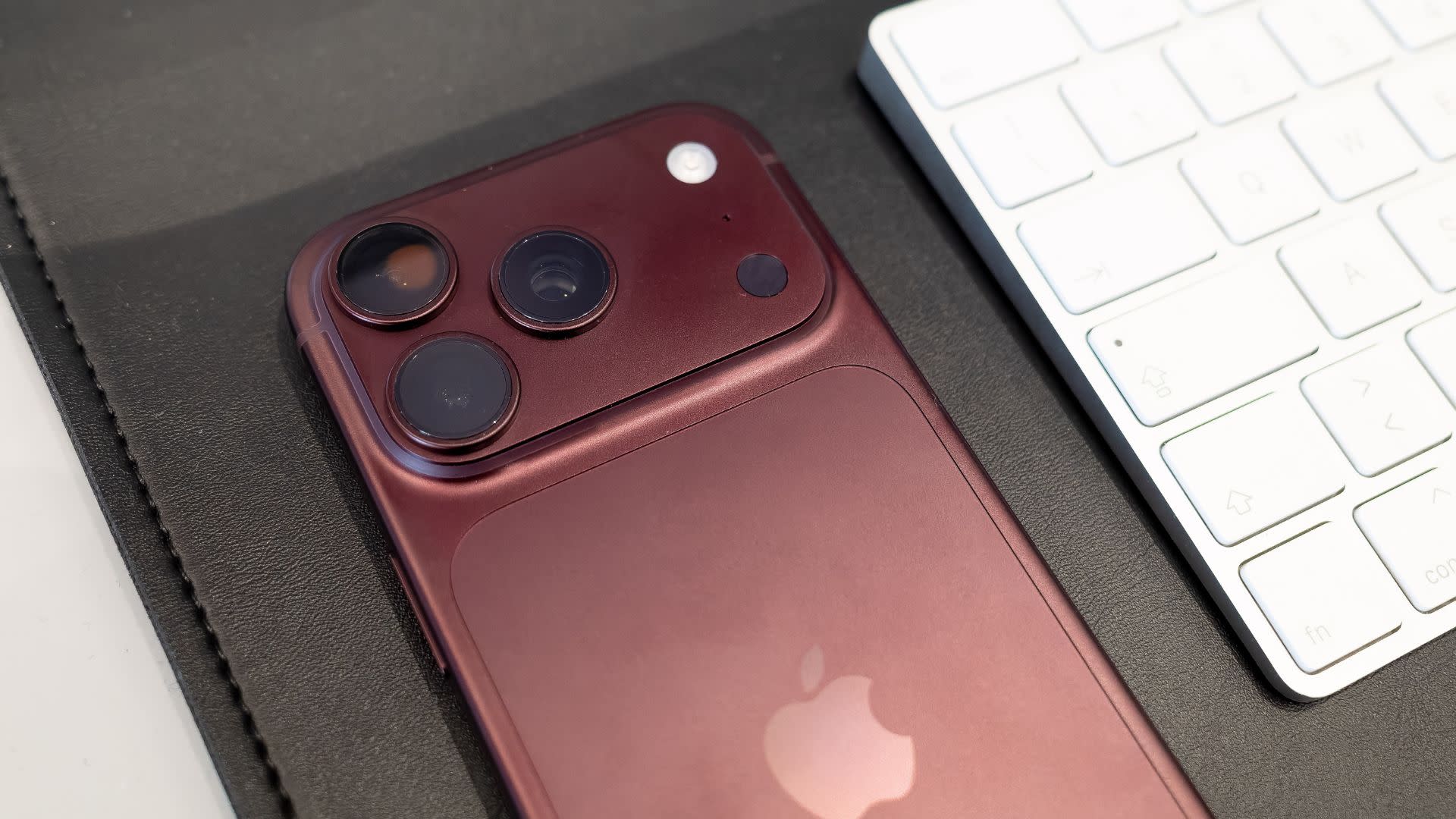 New Apple Lawsuit Settlement Totals Over $250M—Here's How to Get Your Share
