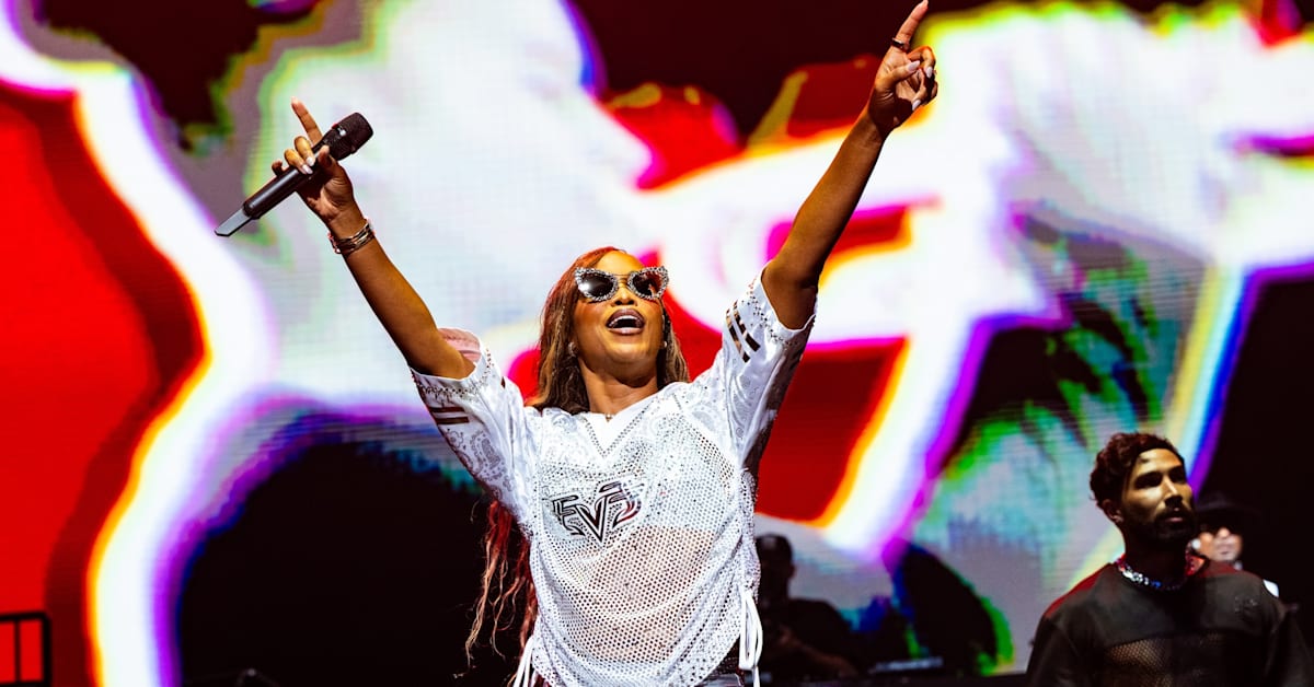 Eve Awarded Grammy for 25-Year-Old Verse on The Roots' 