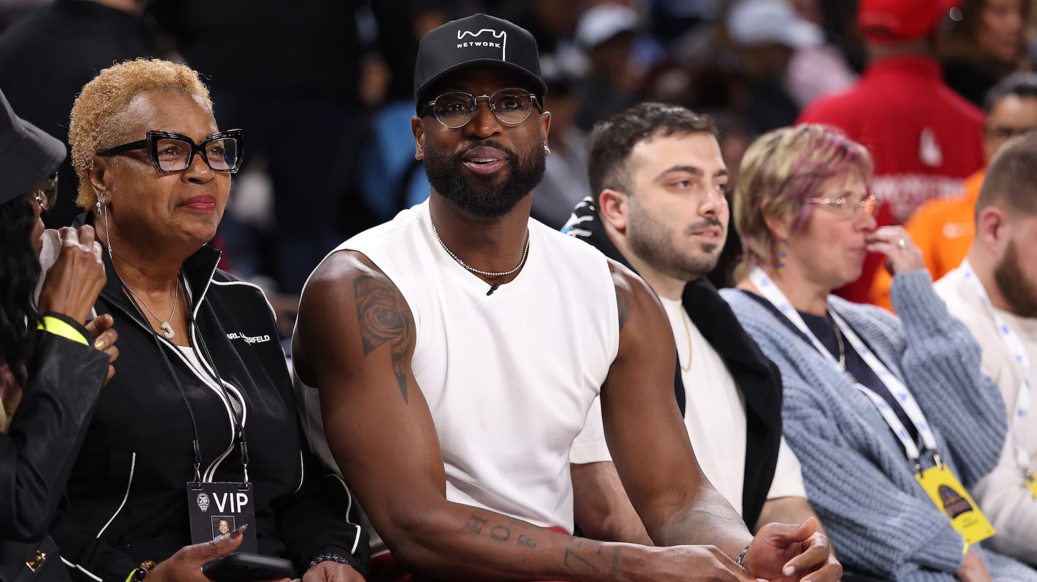 (L-R) Jolinda and Dwayne Wade.
