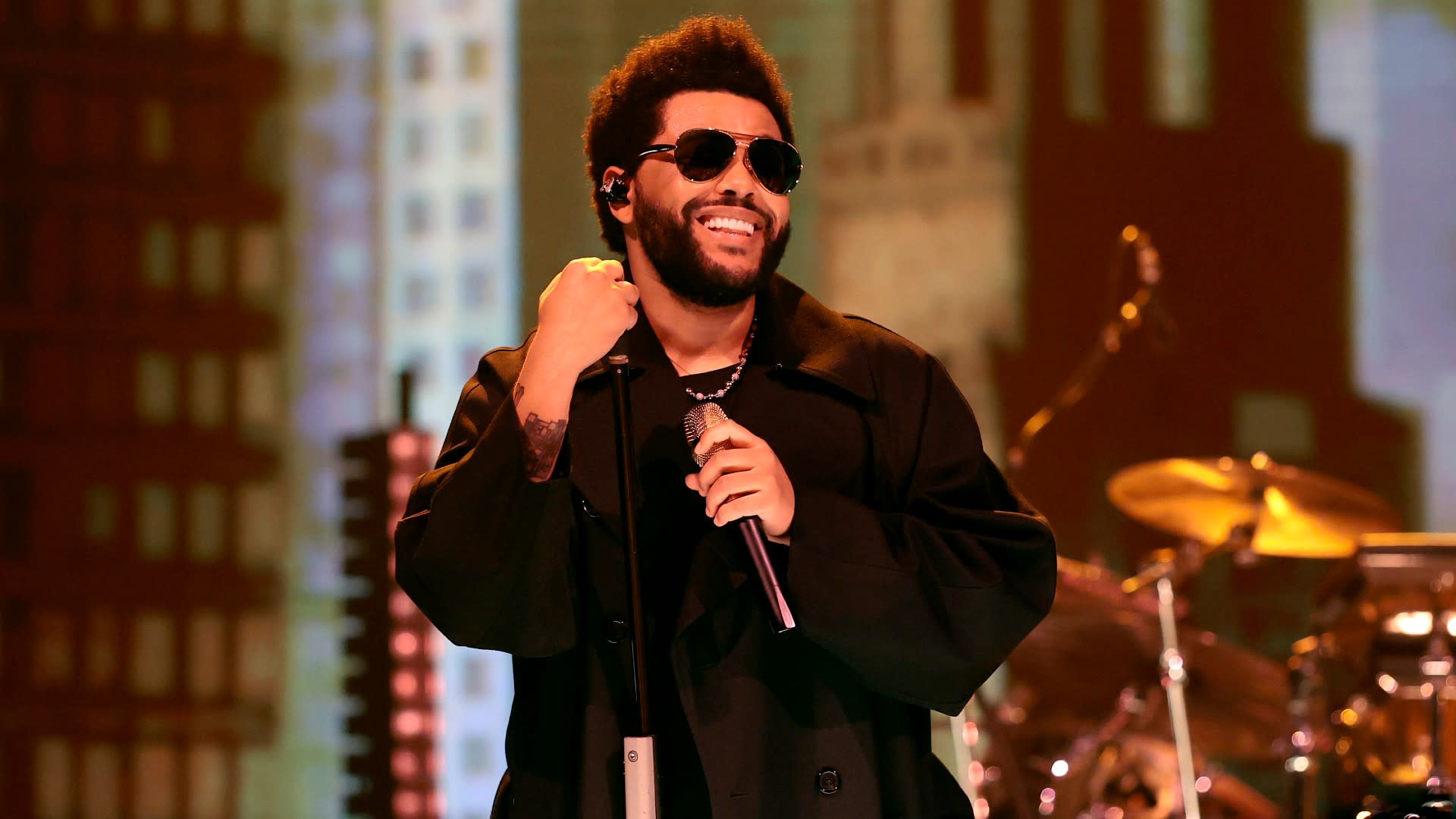 The Weeknd performs onstage during the Michael Rubin REFORM Alliance Casino Night Event on September 13, 2025 in Atlantic City, New Jersey. 