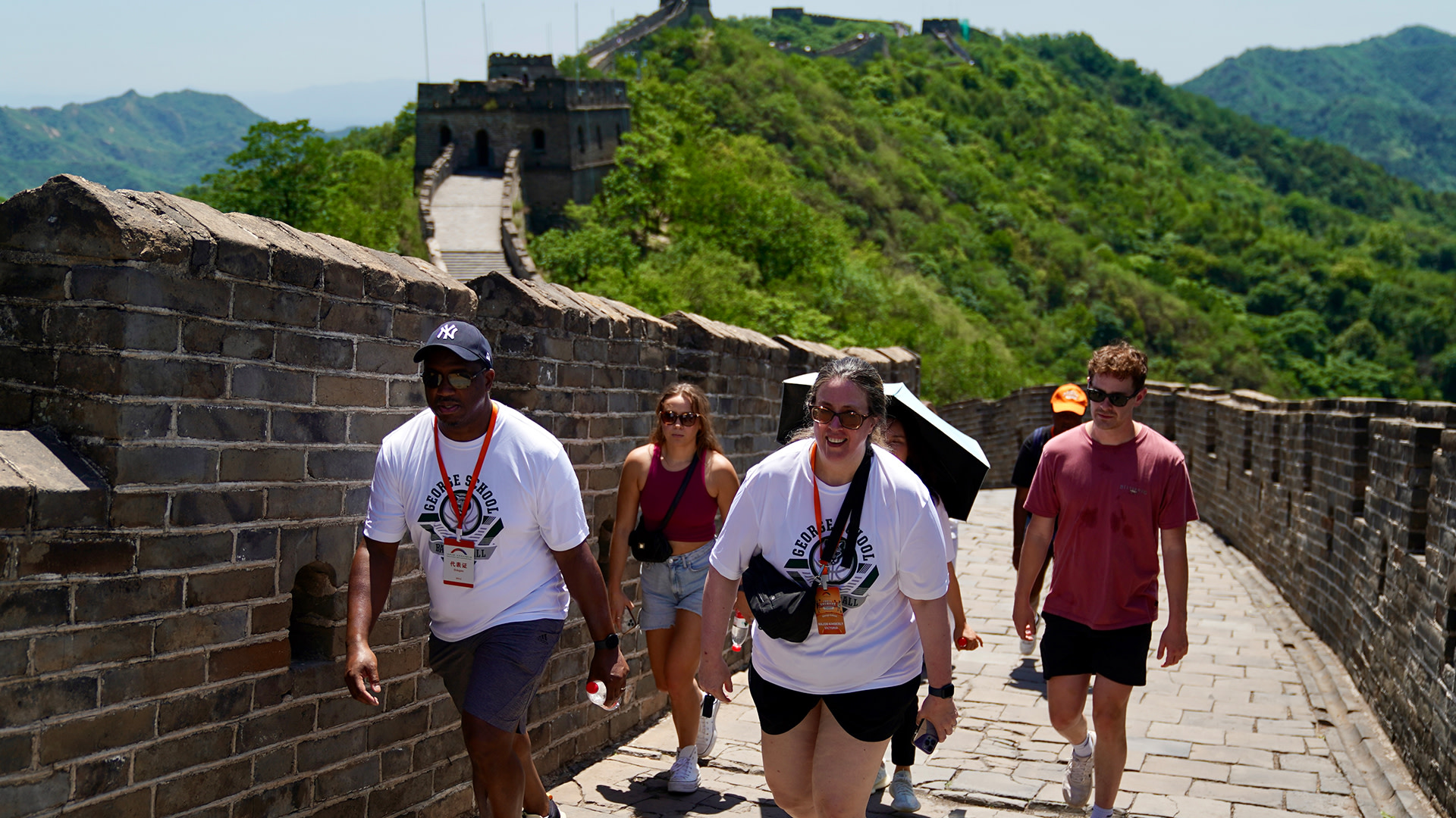 Young American representatives visit Mutianyu section of the Great Wall.