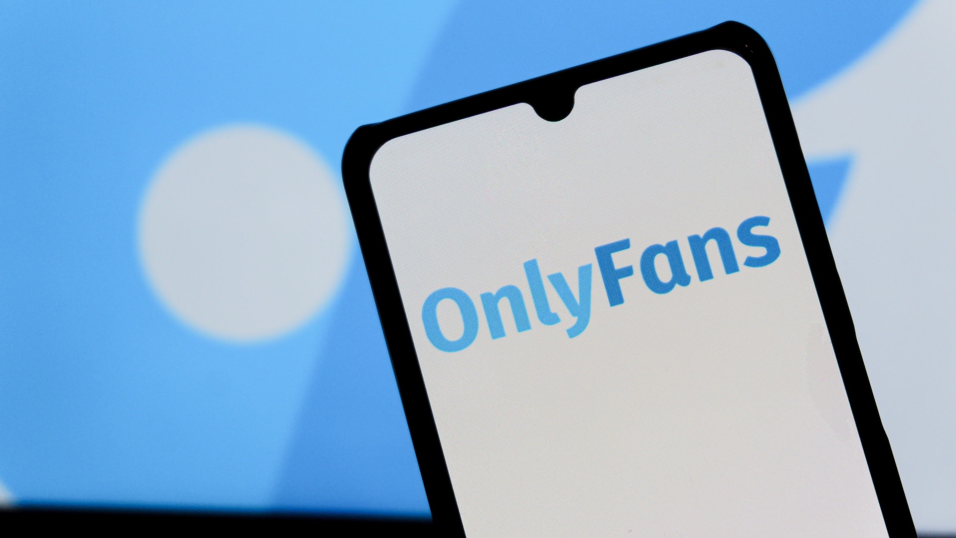 <div>OnlyFans Launches New Social Club The Circle, Invites 16 'Top-Tier Creators' to Join</div>