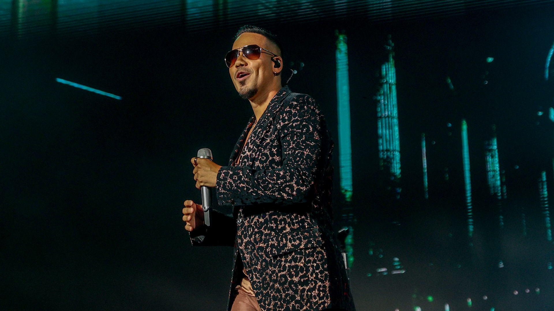 Romeo Santos Says He Will 'Always Advocate for the Latino Community ...