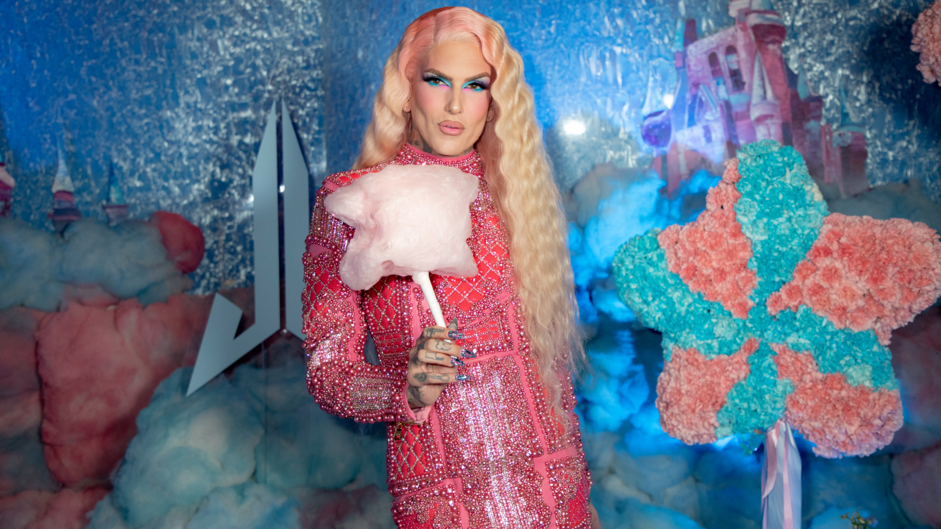 Jeffree Star Called Out by Latino Influencers Over ICE Joke: 'I Don’t Find It Funny'