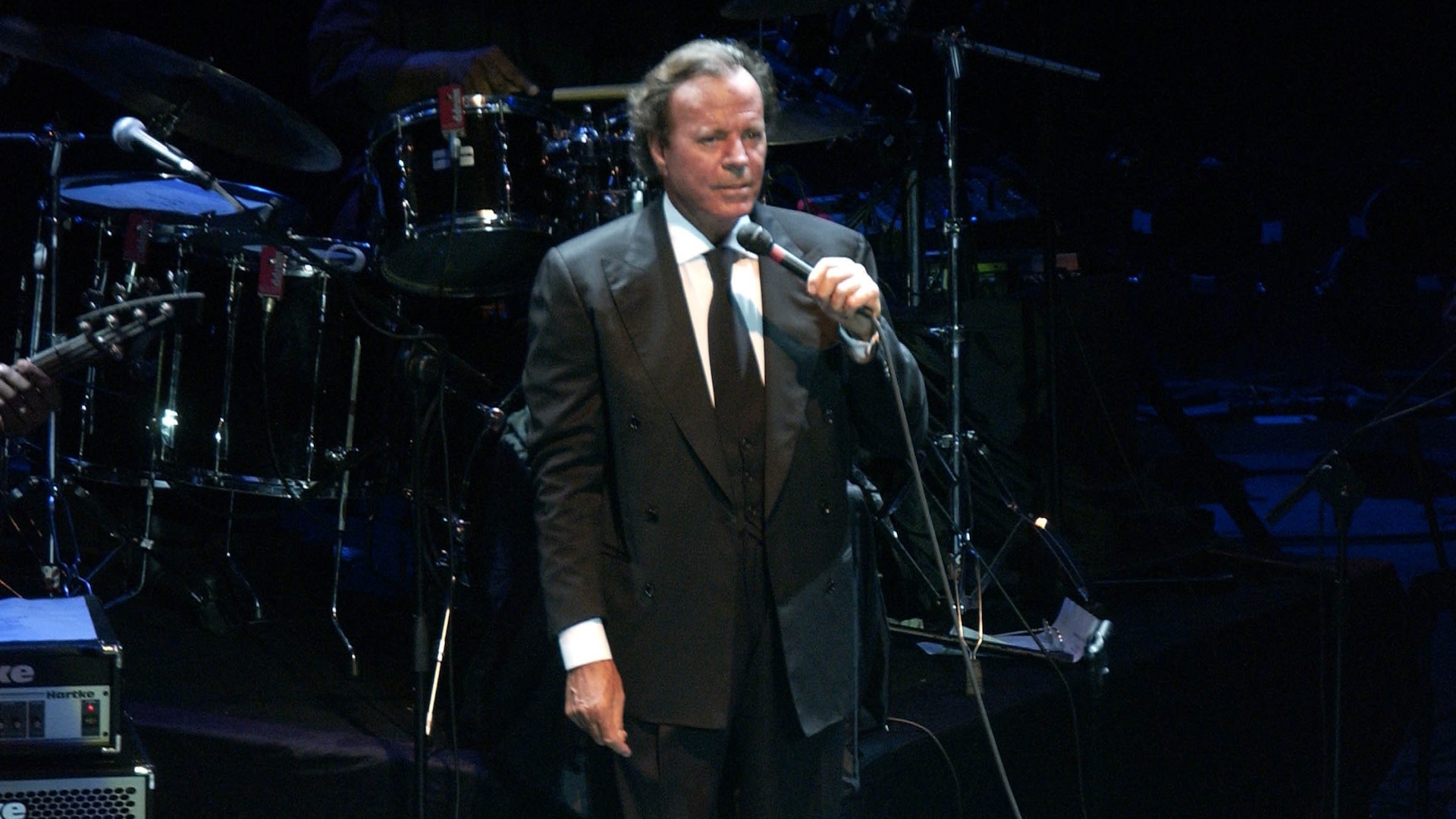 Julio Iglesias Denies Sex Abuse and Trafficking Claims: 'Completely False'