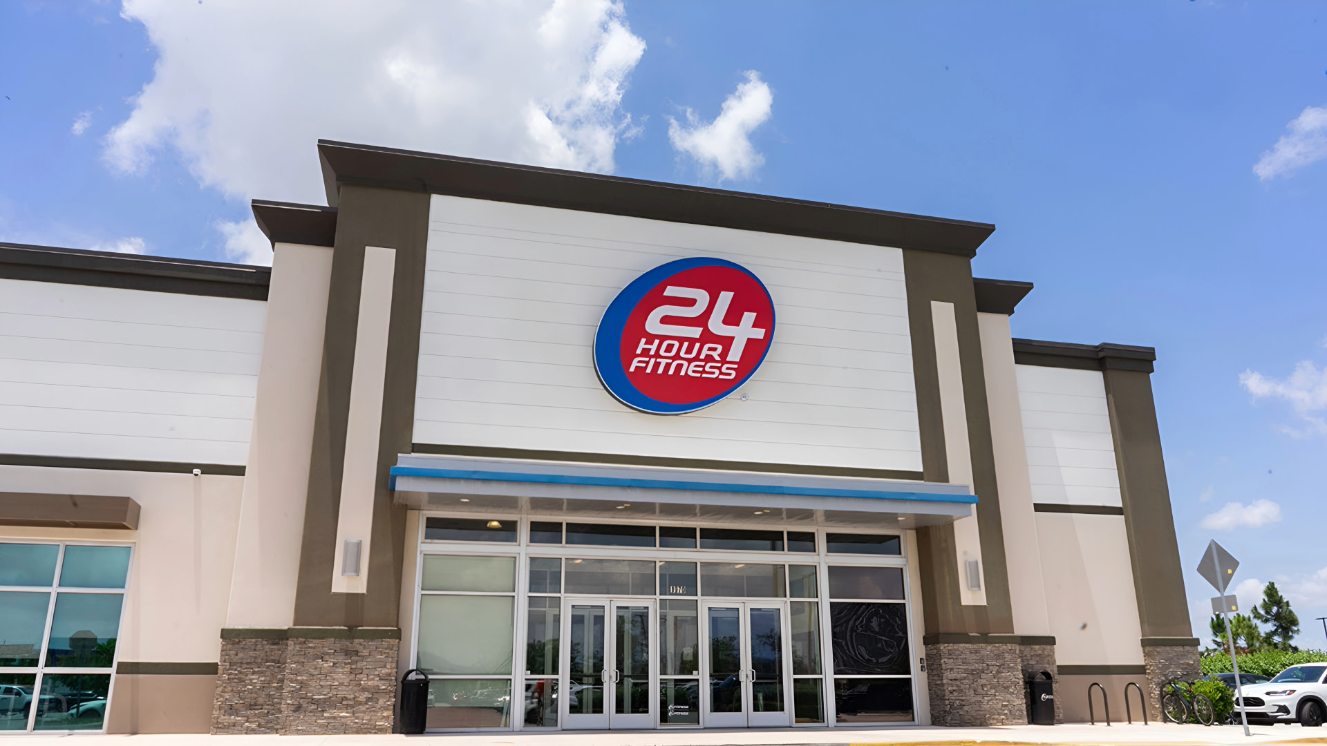 Texas Woman Arrested After Attacking Romantic Rival with Barbell at 24 Hour Fitness