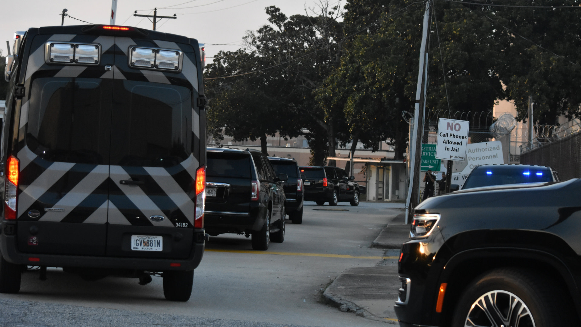 Atlanta Nurse Arrested for Allegedly Smuggling Drugs and Jewelry Into Jail for Cash