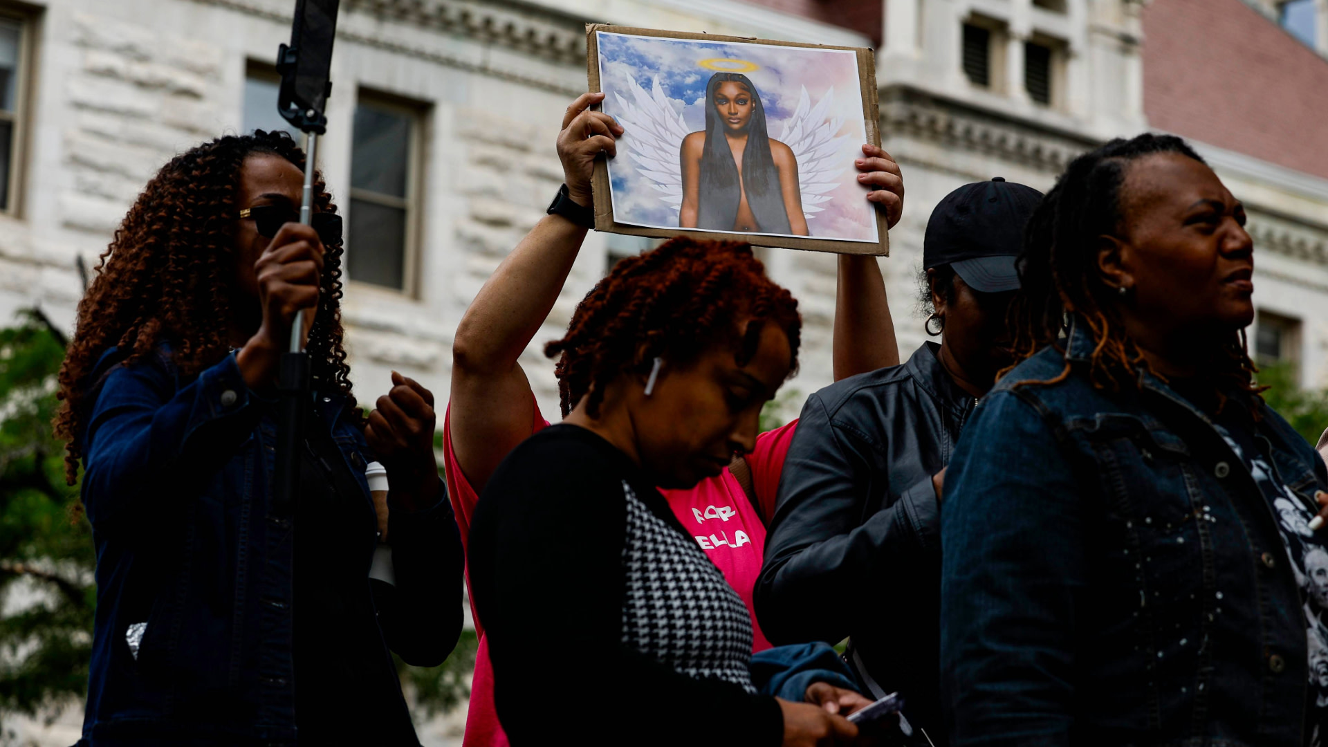 ‘Crime Junkie’ Podcast Reveals New Claims About Shanquella Robinson’s Final Hours