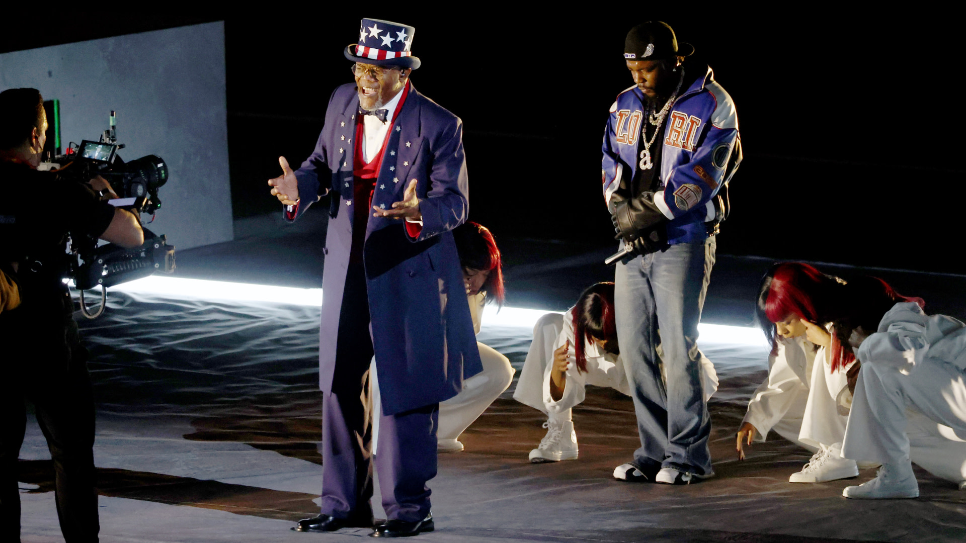 <div>Samuel L. Jackson Had 'Oh Sh*t' Moment When He Realized Weight of Kendrick Lamar's Super Bowl Set</div>