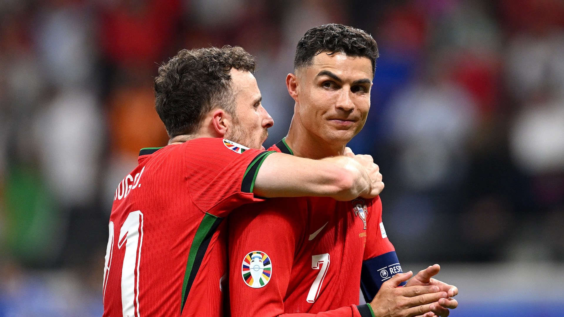 (L-R) Diogo Jota and Cristiano Ronaldo.
