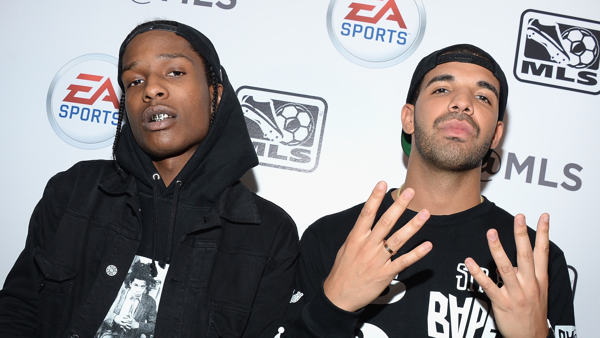Lời nhận xét của ASAP Rocky về việc Drake không muốn trình diễn bài "Work" hoàn toàn chính xác.