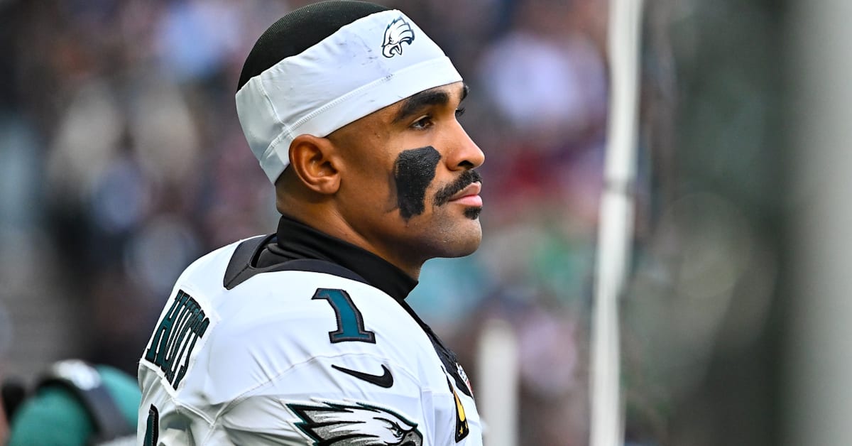 Eagles Quarterback Jalen Hurts on Injured Reserve Indefinitely Due to Blood Clot