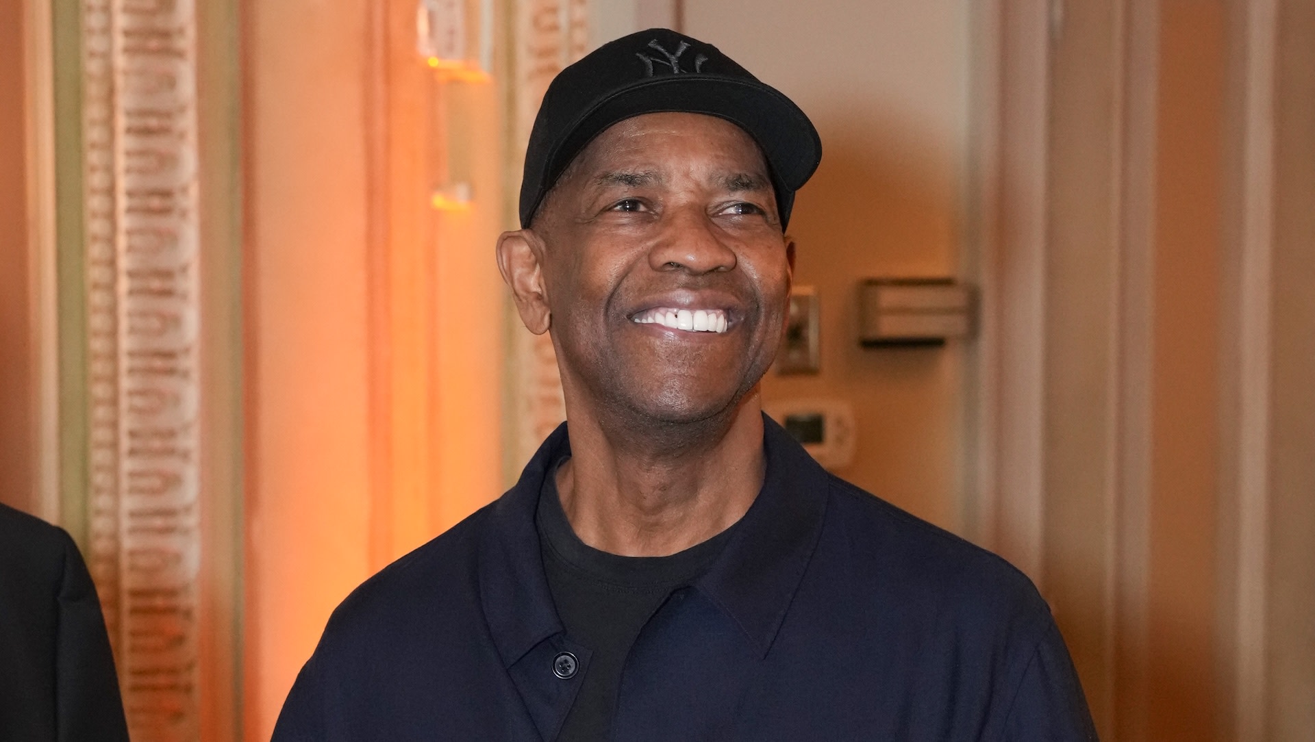 <div>Denzel Washington Not Bothered About Being Canceled: 'Who Cares?'</div>