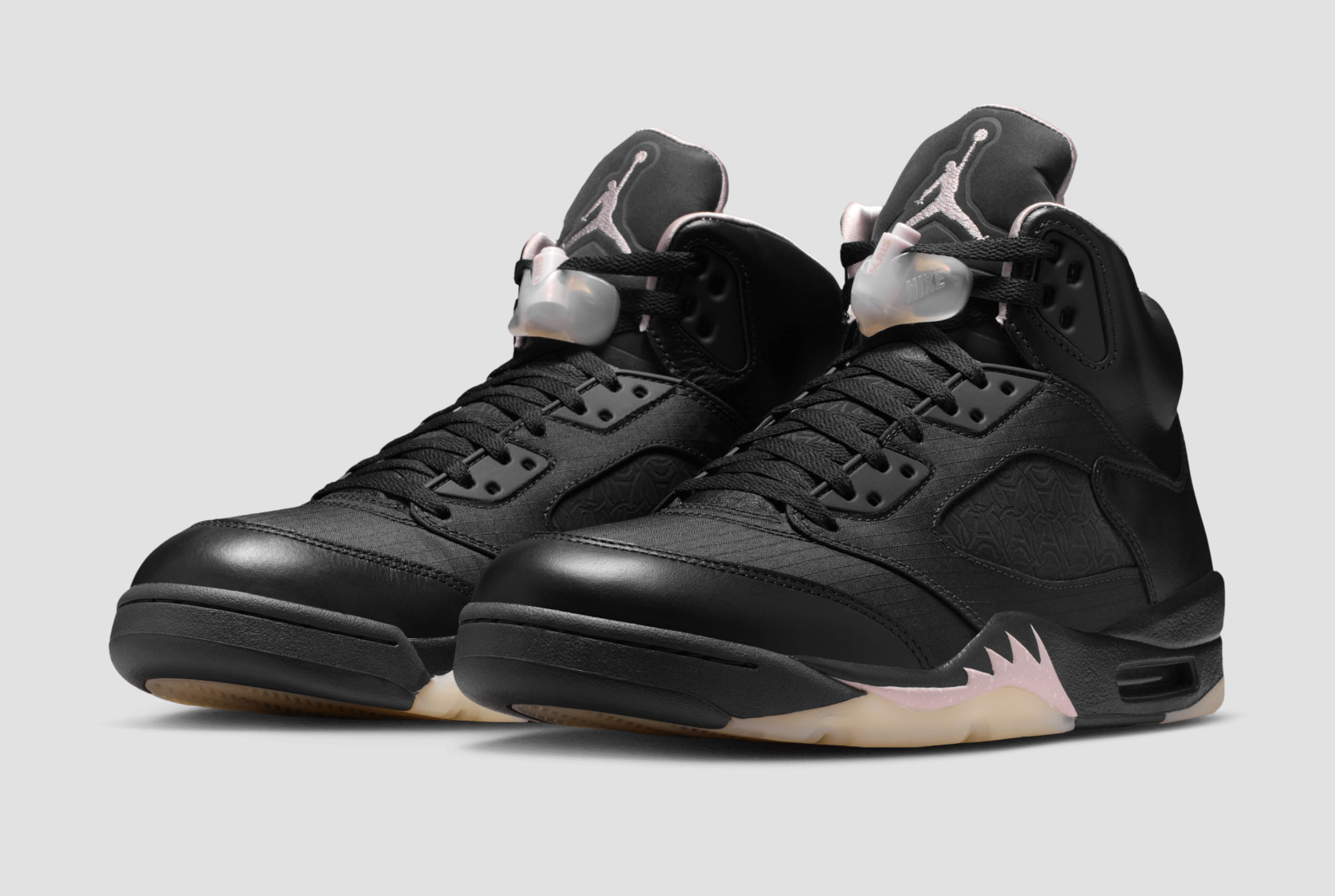 New 'Off Noir' Paris Saint-Germain x Air Jordan 5 Collab Surfaces