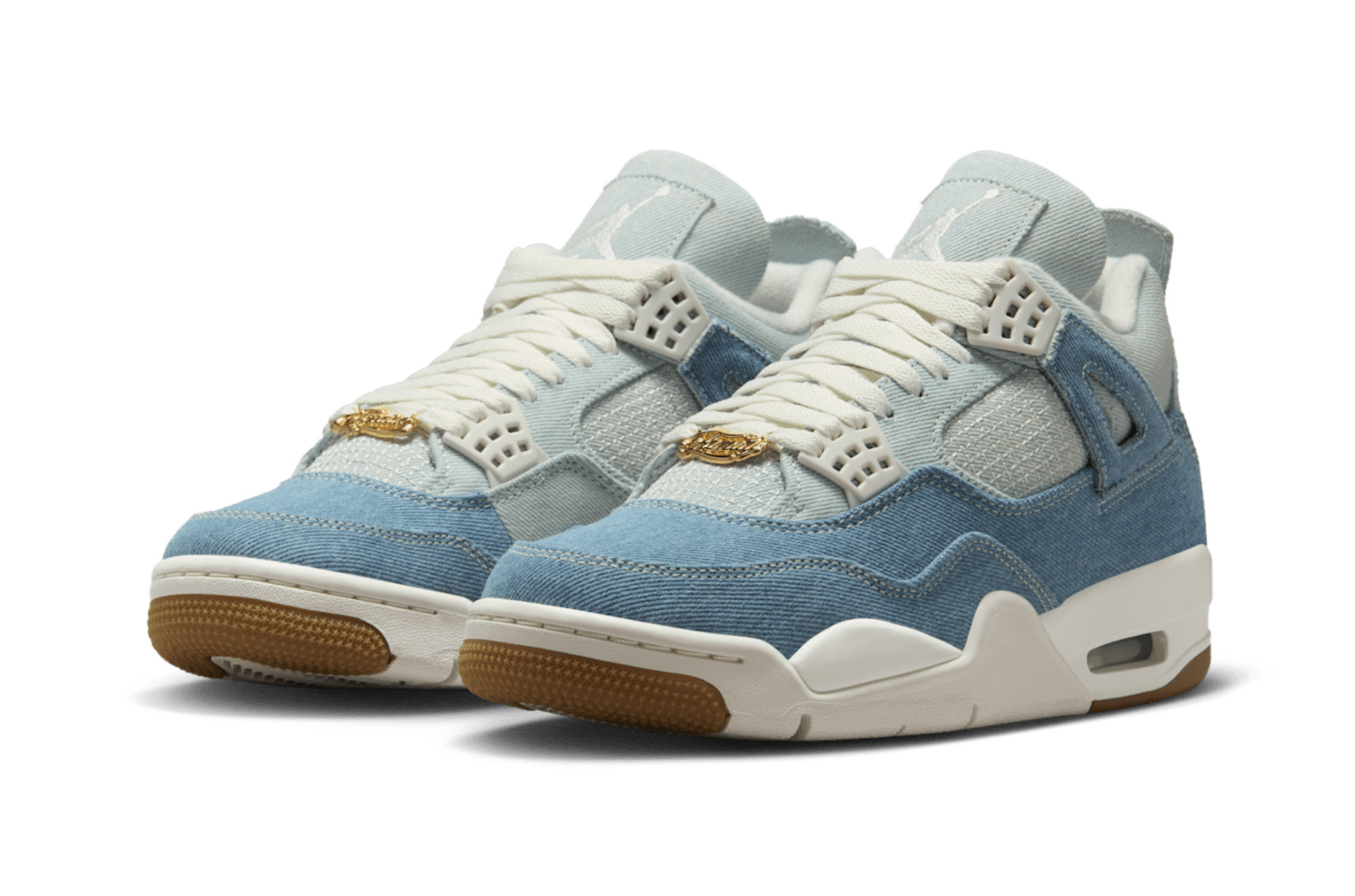 Denim Covers This Women's Exclusive 'Worn Blue' Air Jordan 4