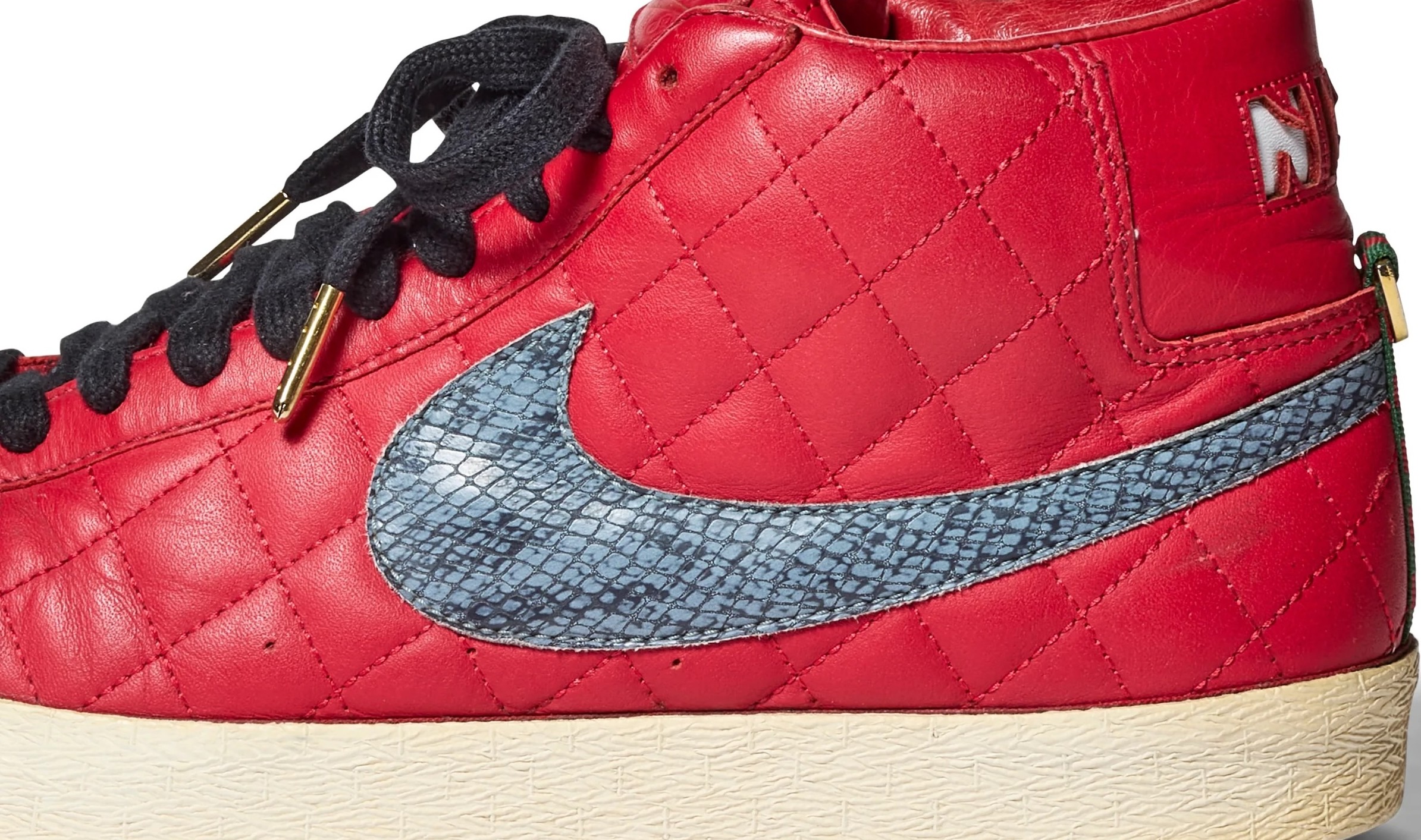 Supreme x Nike Blazer Mid