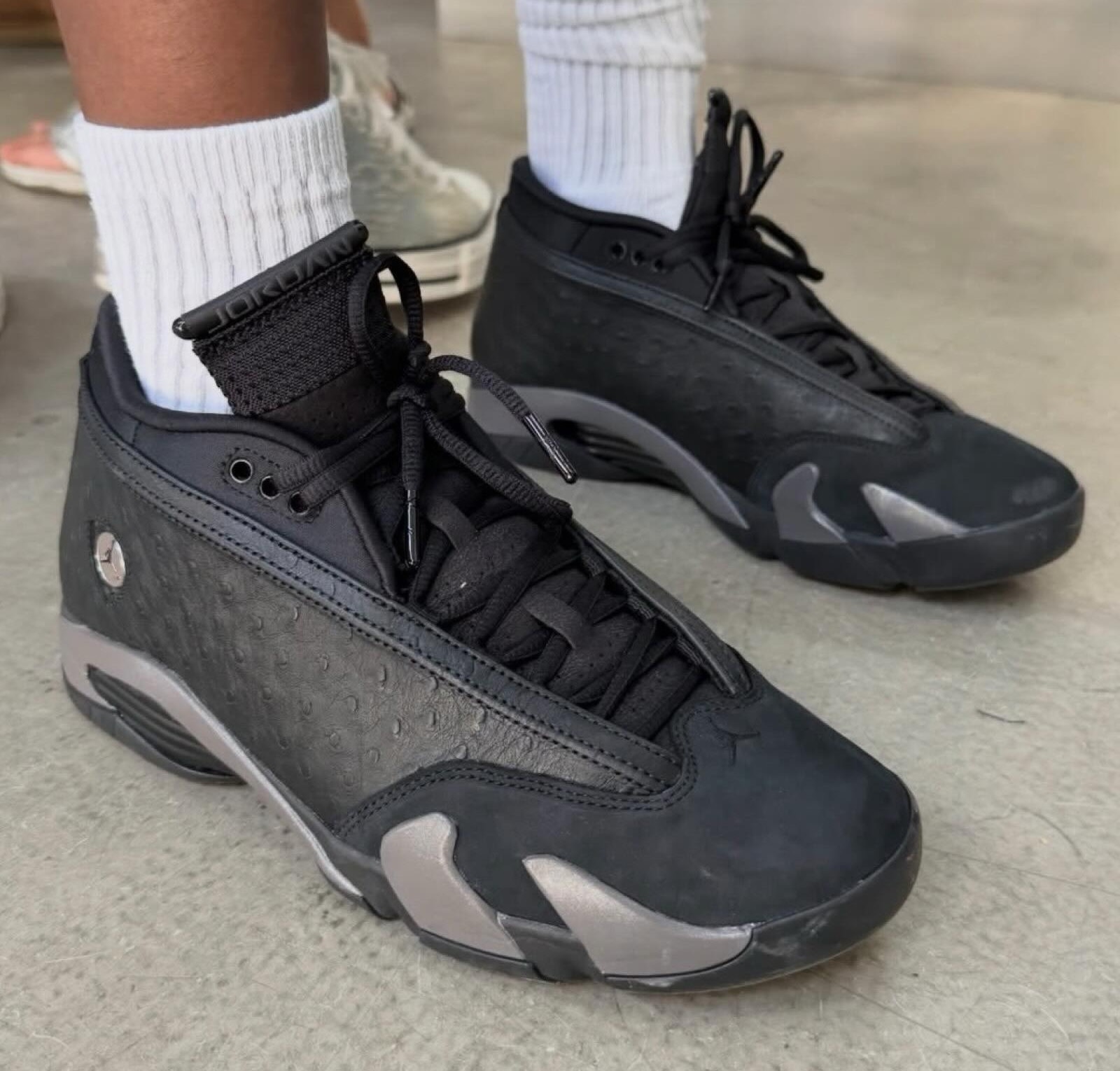 Air Jordan 'Black' pack