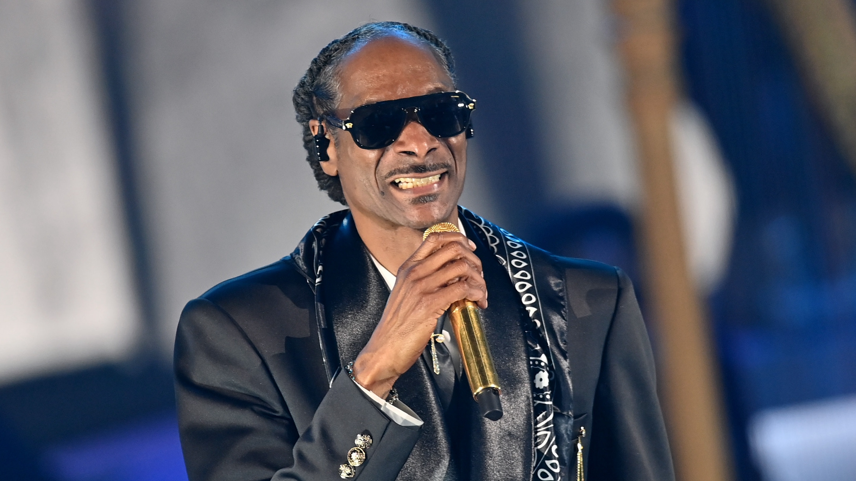  Snoop Dogg's Lightyear Conundrum: Navigating Family, Movies, and Modernity 