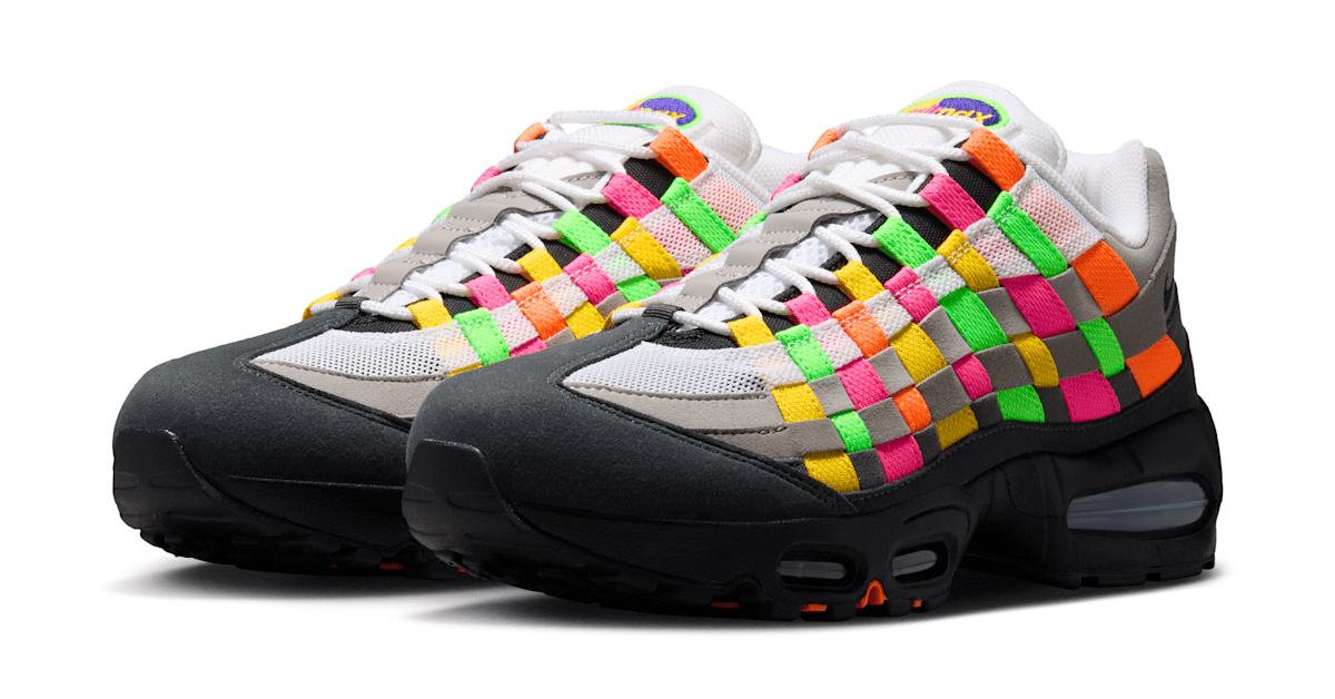 Nike Adds a Woven Upper to the Big Bubble Air Max 95