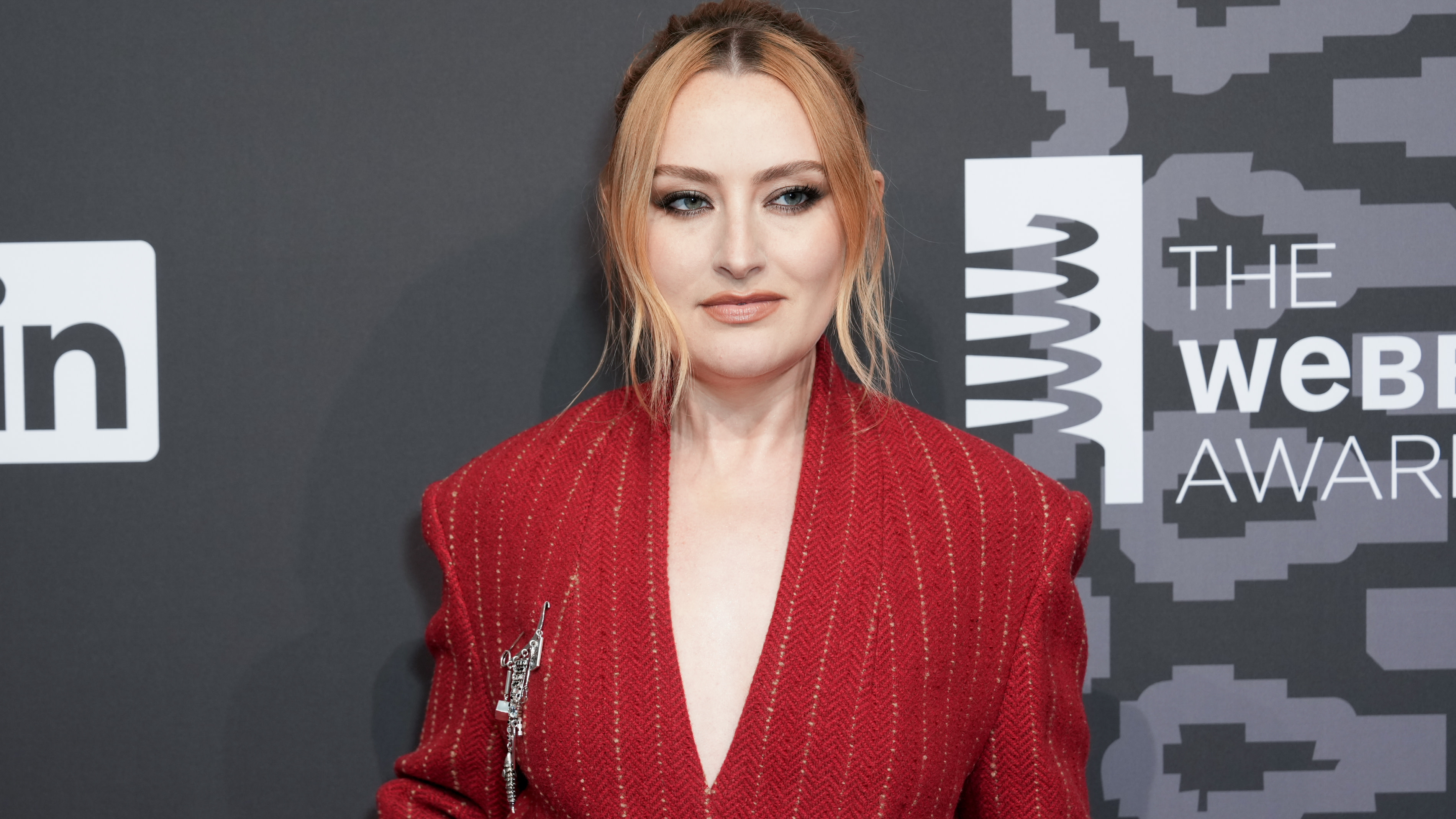 <div>Amelia Dimoldenberg and F1's New Leading Man Are Causing a Stir Online</div>