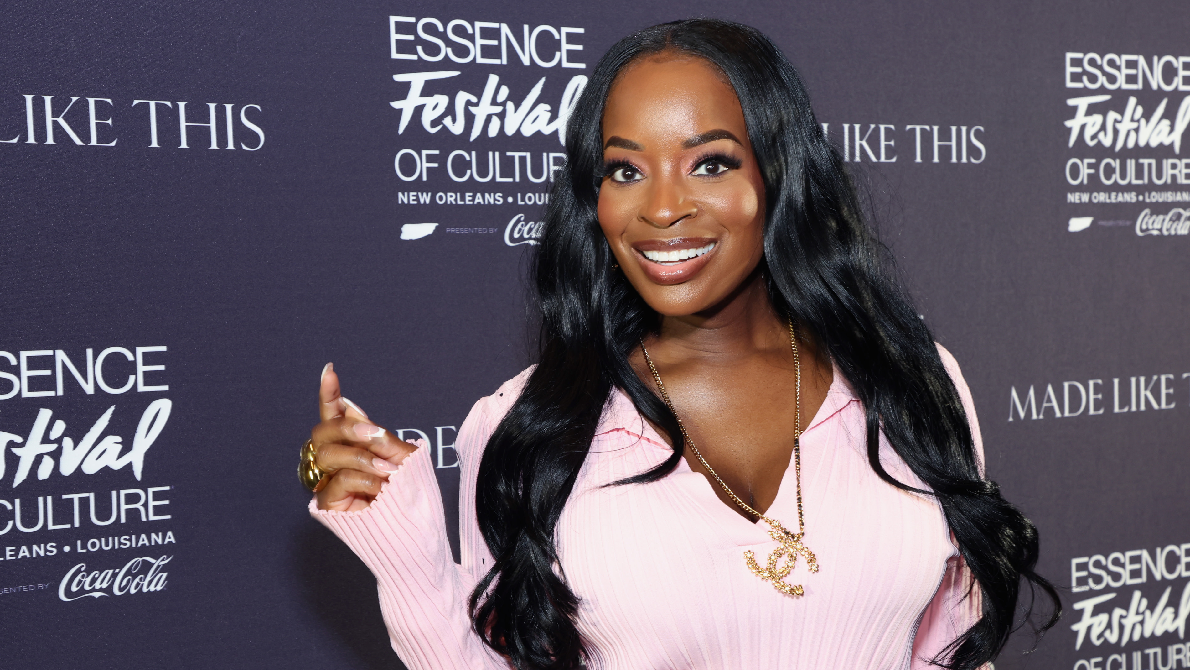Reality Star Apologizes to Entire Cast in YouTube Video Amid Reunion Backlash
