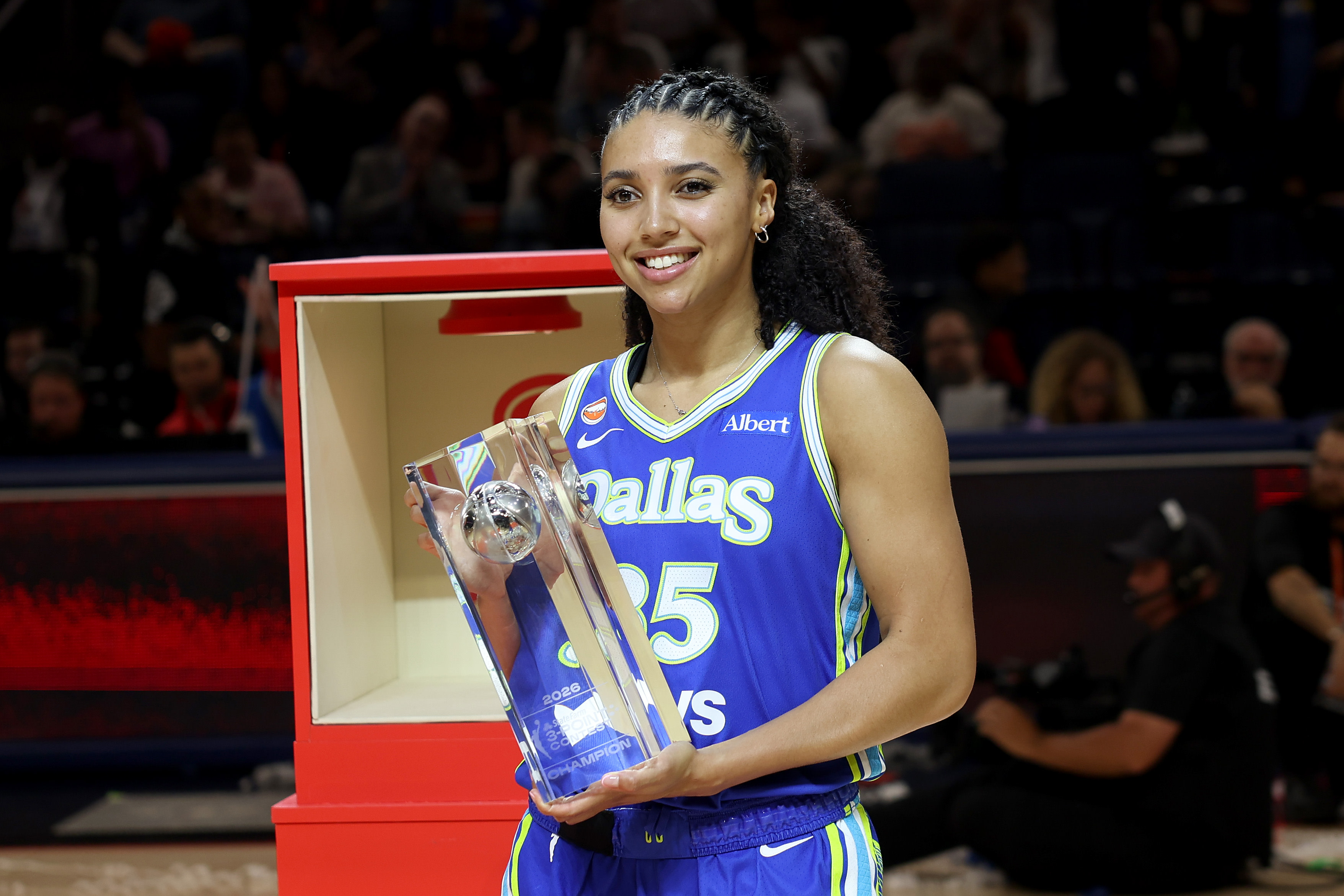 Azzi Fudd Injury Update When Will She Return