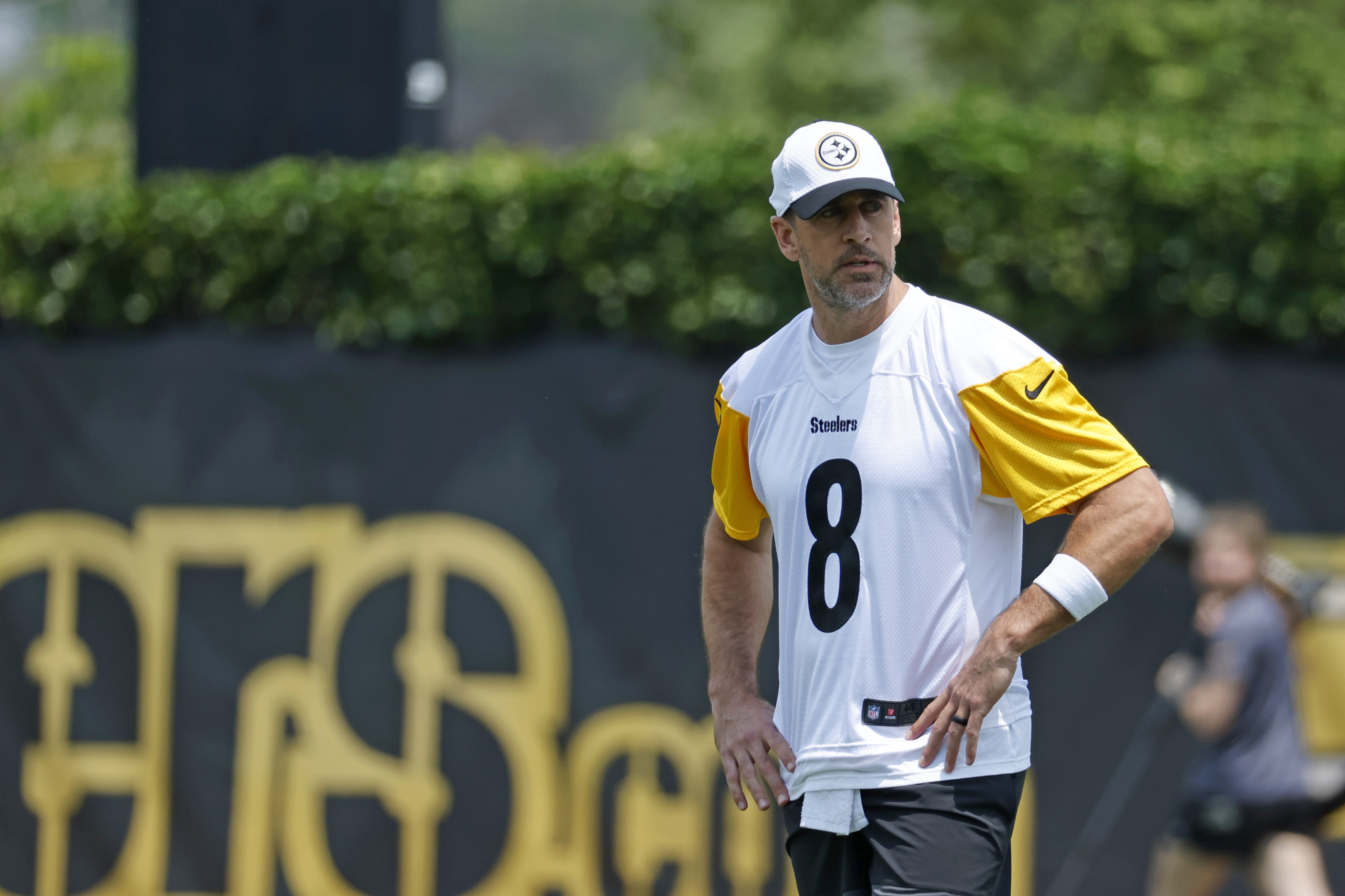 Quarterback Aaron Rodgers #8 of the Pittsburgh Steelers participates during mandatory minicamp at UPMC Rooney Sports Complex on June 10, 2025 in Pittsburgh, Pennsylvania. (Photo by Justin K. Aller/Getty Images)