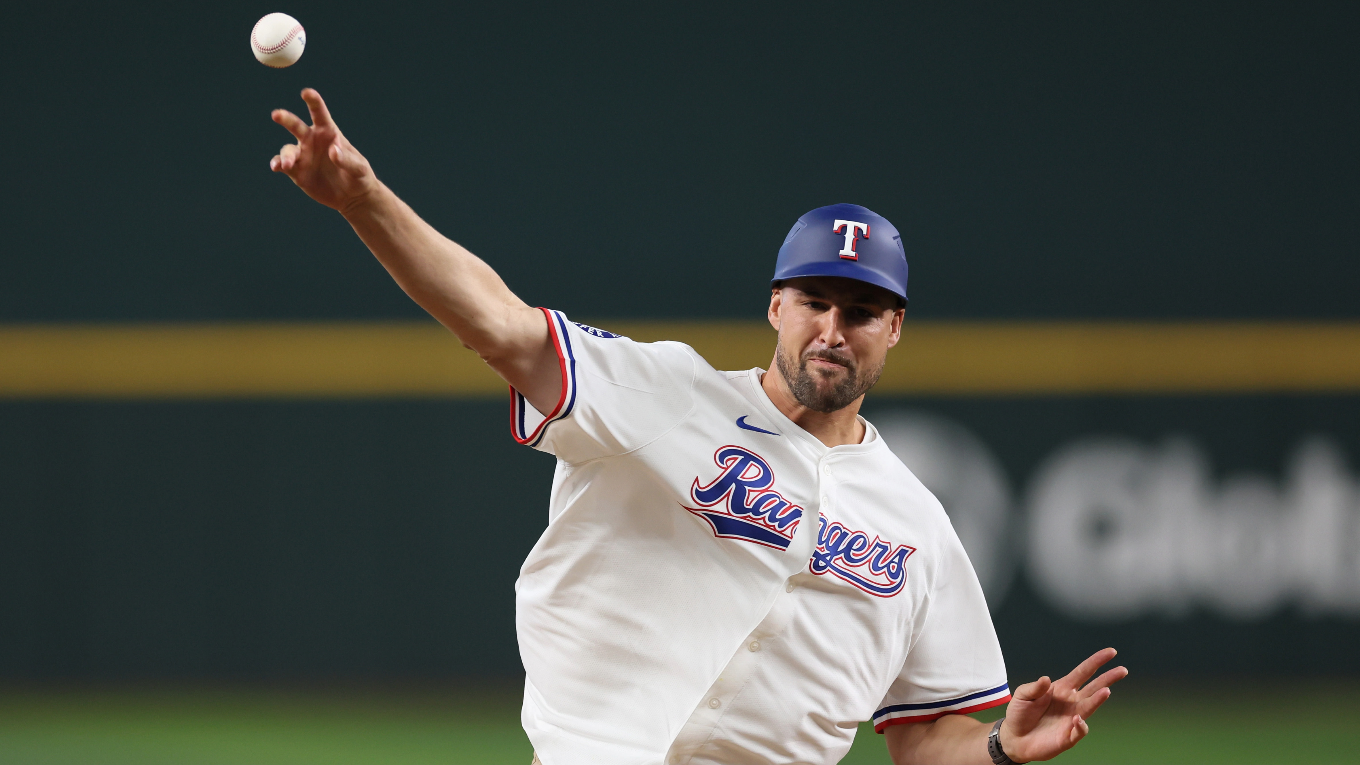 Dallas Mavericks star Klay Thompson throws first pitch at Rangers game.
