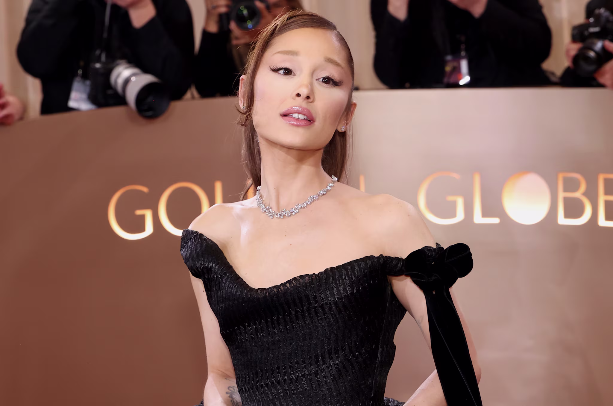 Ariana Grande.