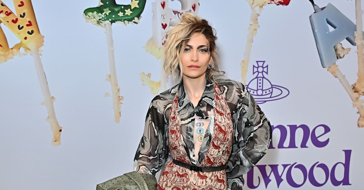 Paris Jackson Accused of ‘Complete Lack of Understanding’ in Michael ...