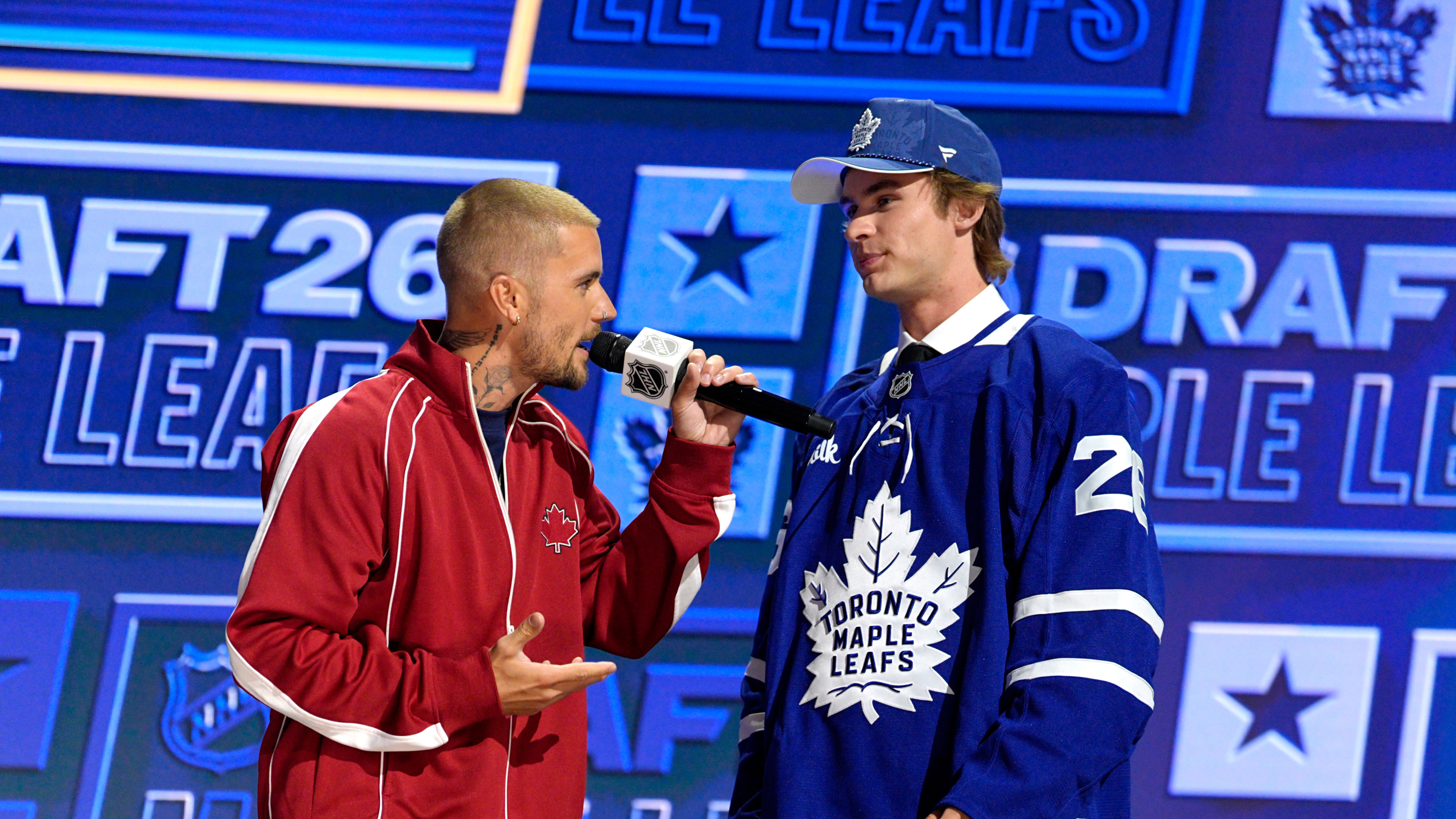 (L-R) Justin Bieber and Gavin McKenna.