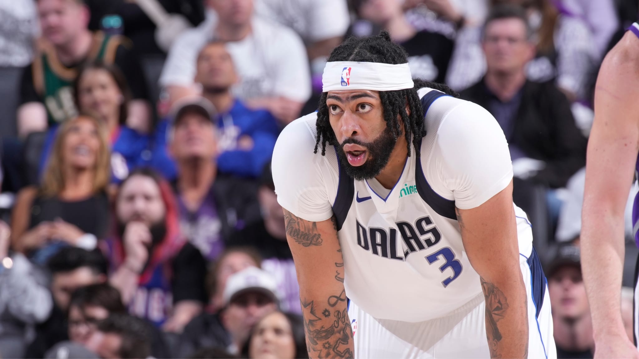 Anthony Davis for the Dallas Mavericks