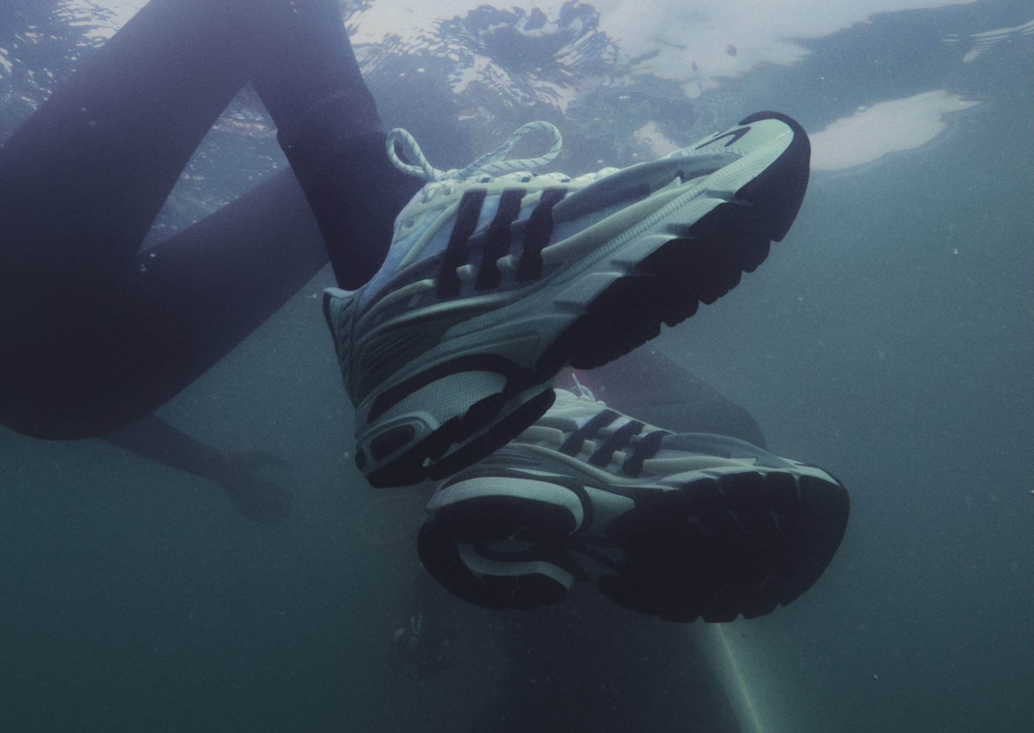 Pharrell x Adidas Virginia Adistar Jellyfish